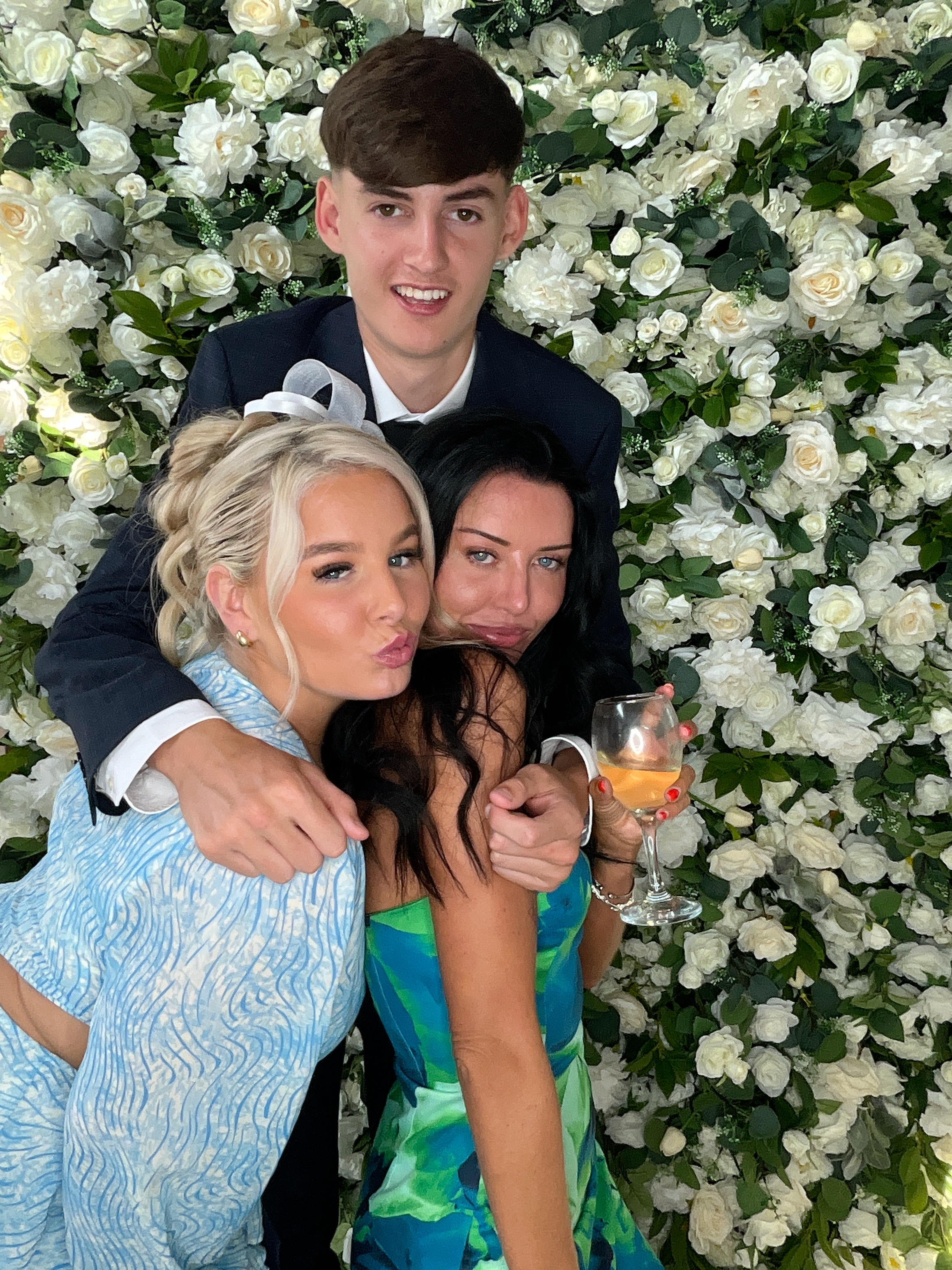 Sophie & Joe Photo booth images  | View more photos from the event at gallery.magicimages.uk/u/MagicImages/Sophie-Joe-Photo-booth-images