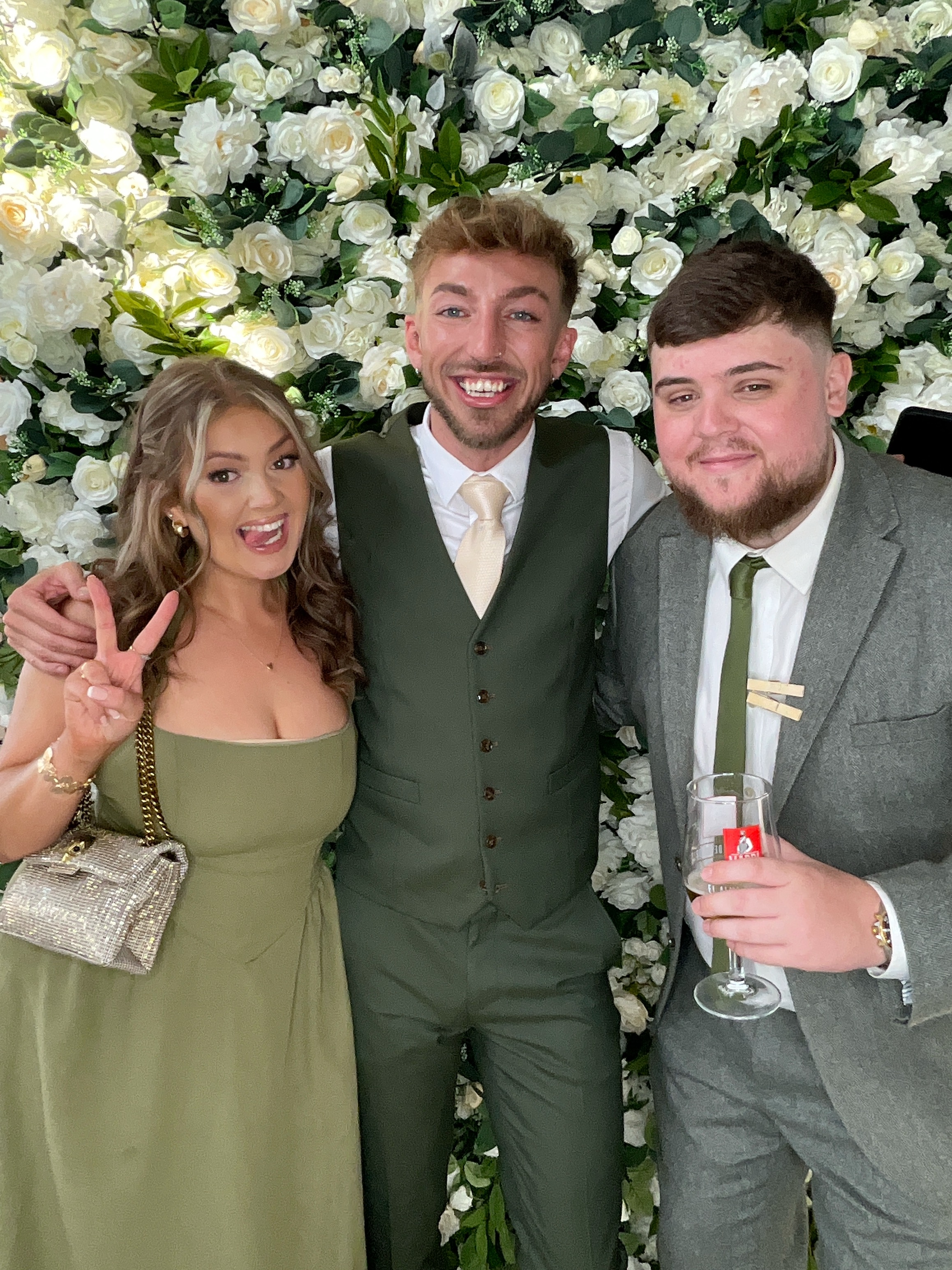 Sophie & Joe Photo booth images  | View more photos from the event at gallery.magicimages.uk/u/MagicImages/Sophie-Joe-Photo-booth-images