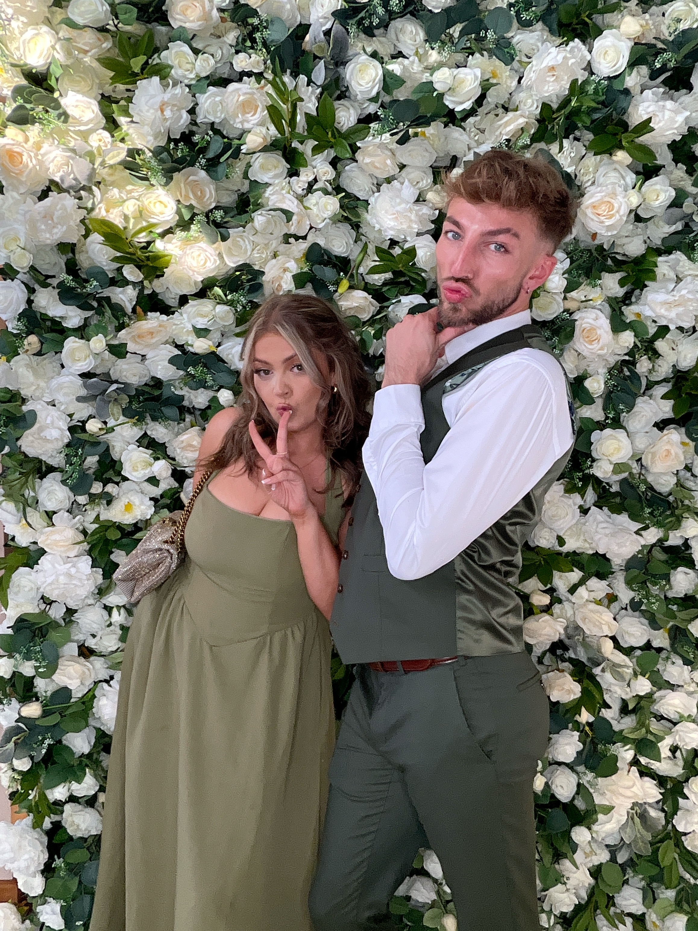 Sophie & Joe Photo booth images  | View more photos from the event at gallery.magicimages.uk/u/MagicImages/Sophie-Joe-Photo-booth-images