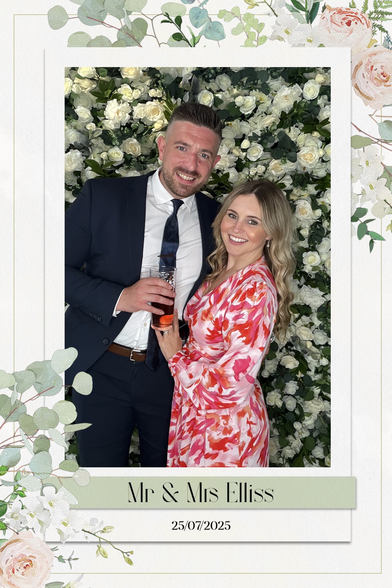 Sophie & Joe Photo booth images  | View more photos from the event at gallery.magicimages.uk/u/MagicImages/Sophie-Joe-Photo-booth-images