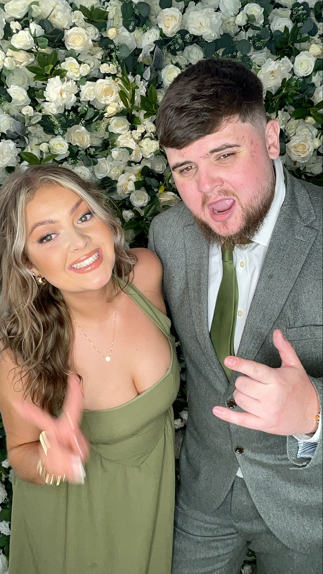 Sophie & Joe Photo booth images  | View more photos from the event at gallery.magicimages.uk/u/MagicImages/Sophie-Joe-Photo-booth-images