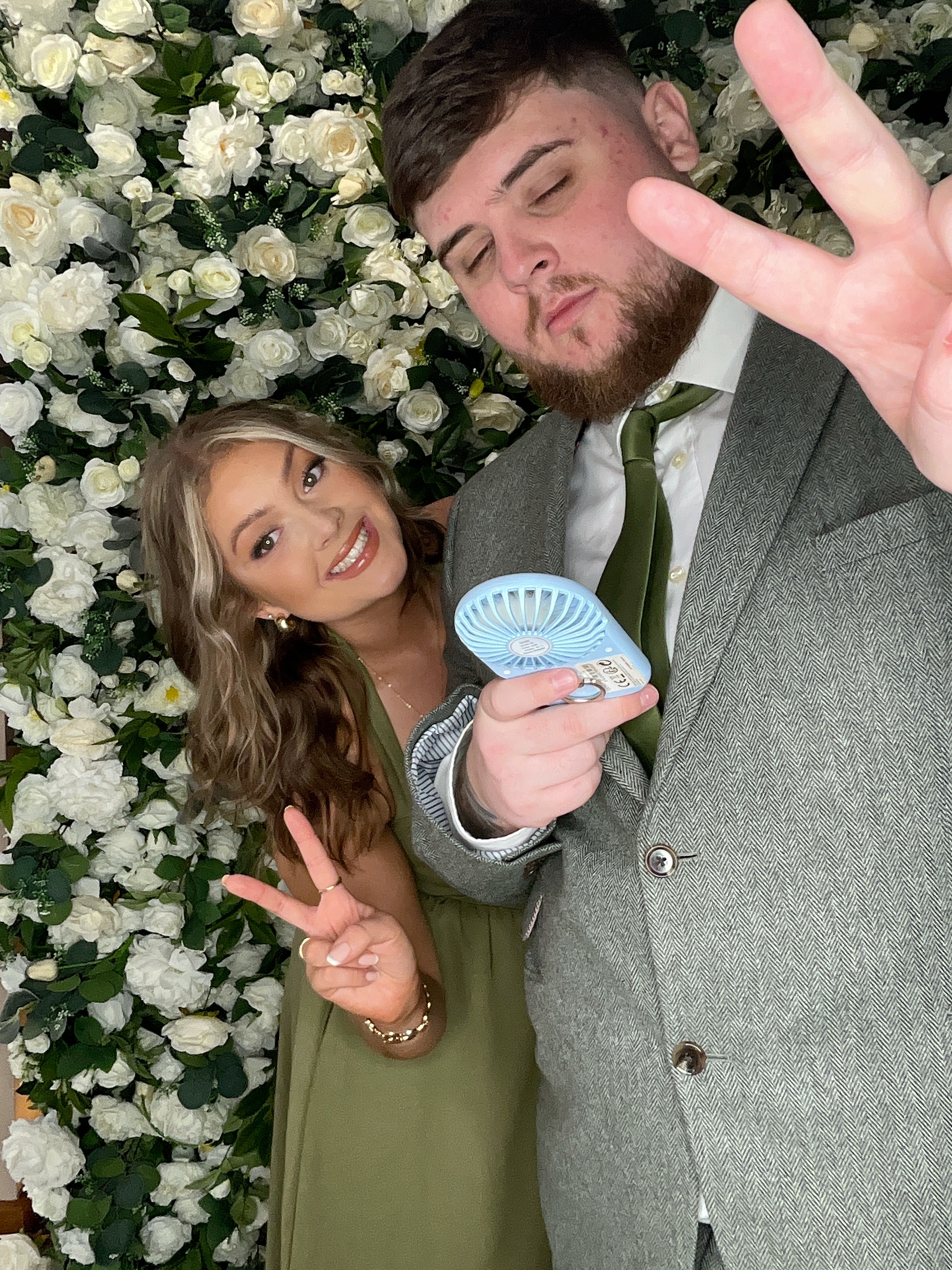 Sophie & Joe Photo booth images  | View more photos from the event at gallery.magicimages.uk/u/MagicImages/Sophie-Joe-Photo-booth-images