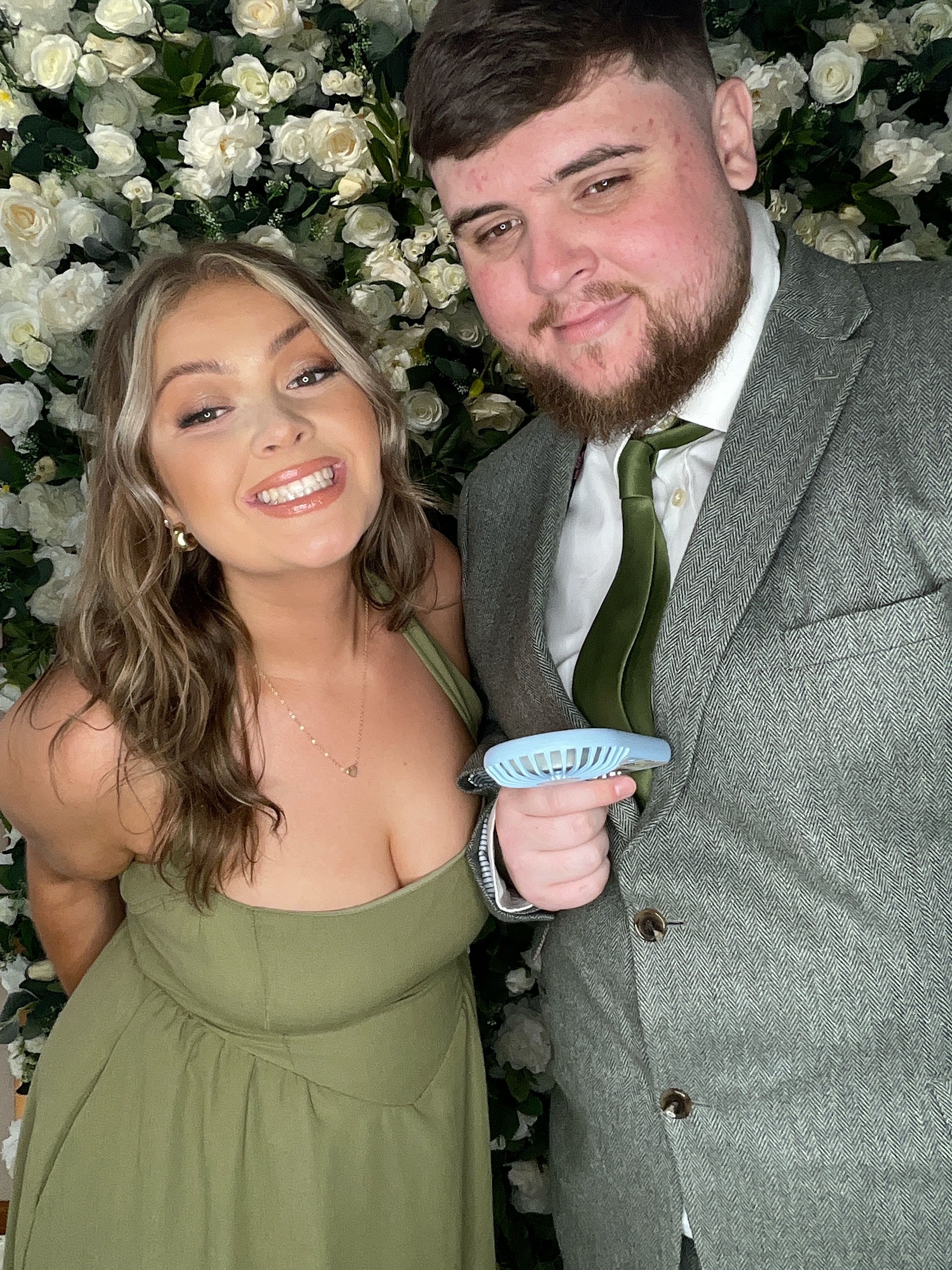 Sophie & Joe Photo booth images  | View more photos from the event at gallery.magicimages.uk/u/MagicImages/Sophie-Joe-Photo-booth-images