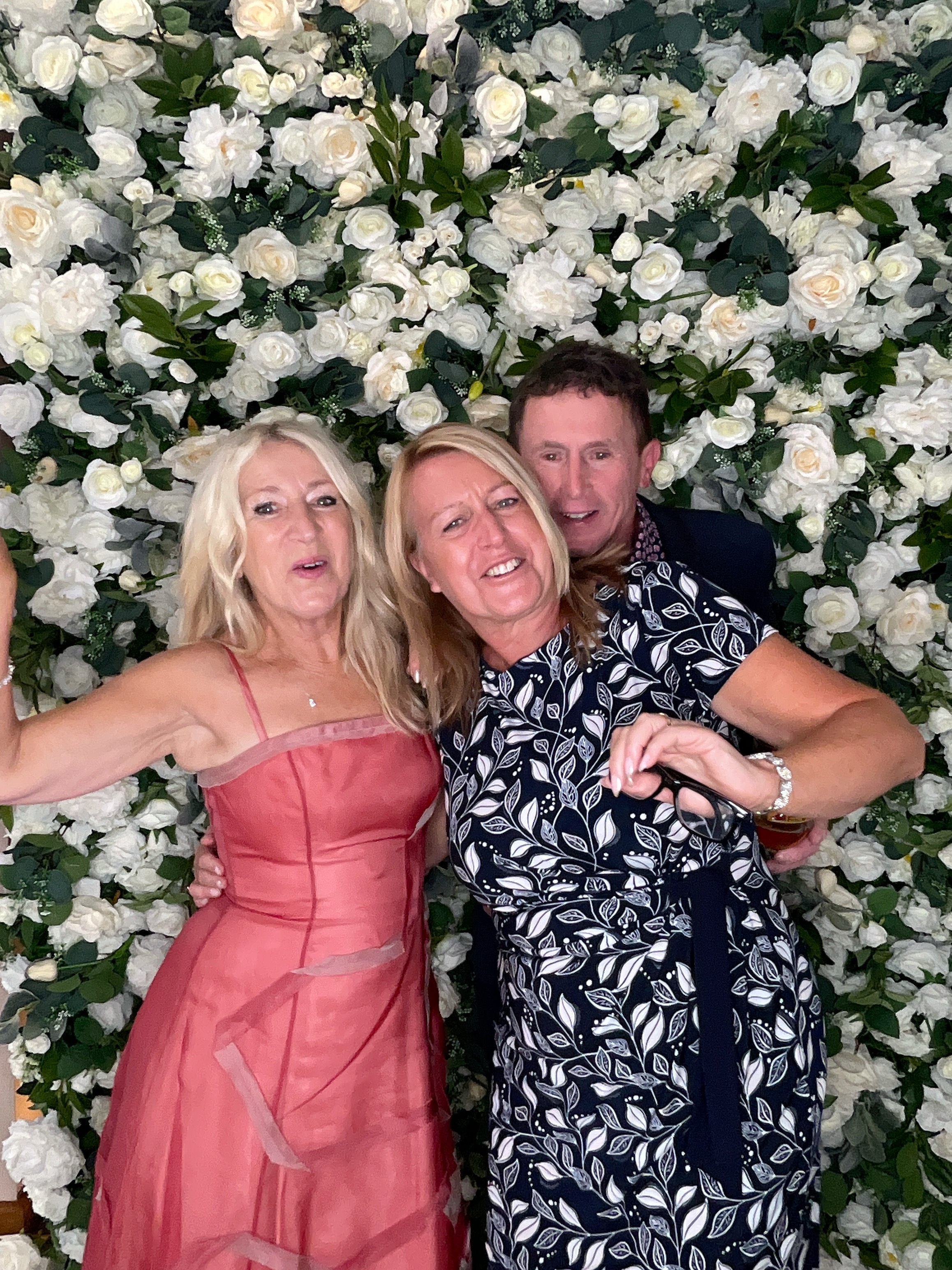 Sophie & Joe Photo booth images  | View more photos from the event at gallery.magicimages.uk/u/MagicImages/Sophie-Joe-Photo-booth-images