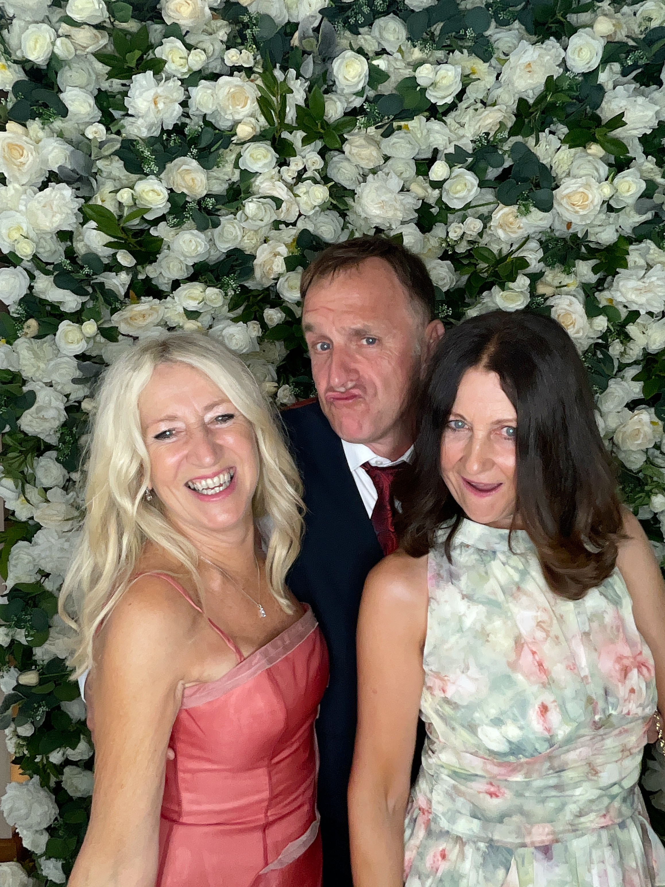 Sophie & Joe Photo booth images  | View more photos from the event at gallery.magicimages.uk/u/MagicImages/Sophie-Joe-Photo-booth-images