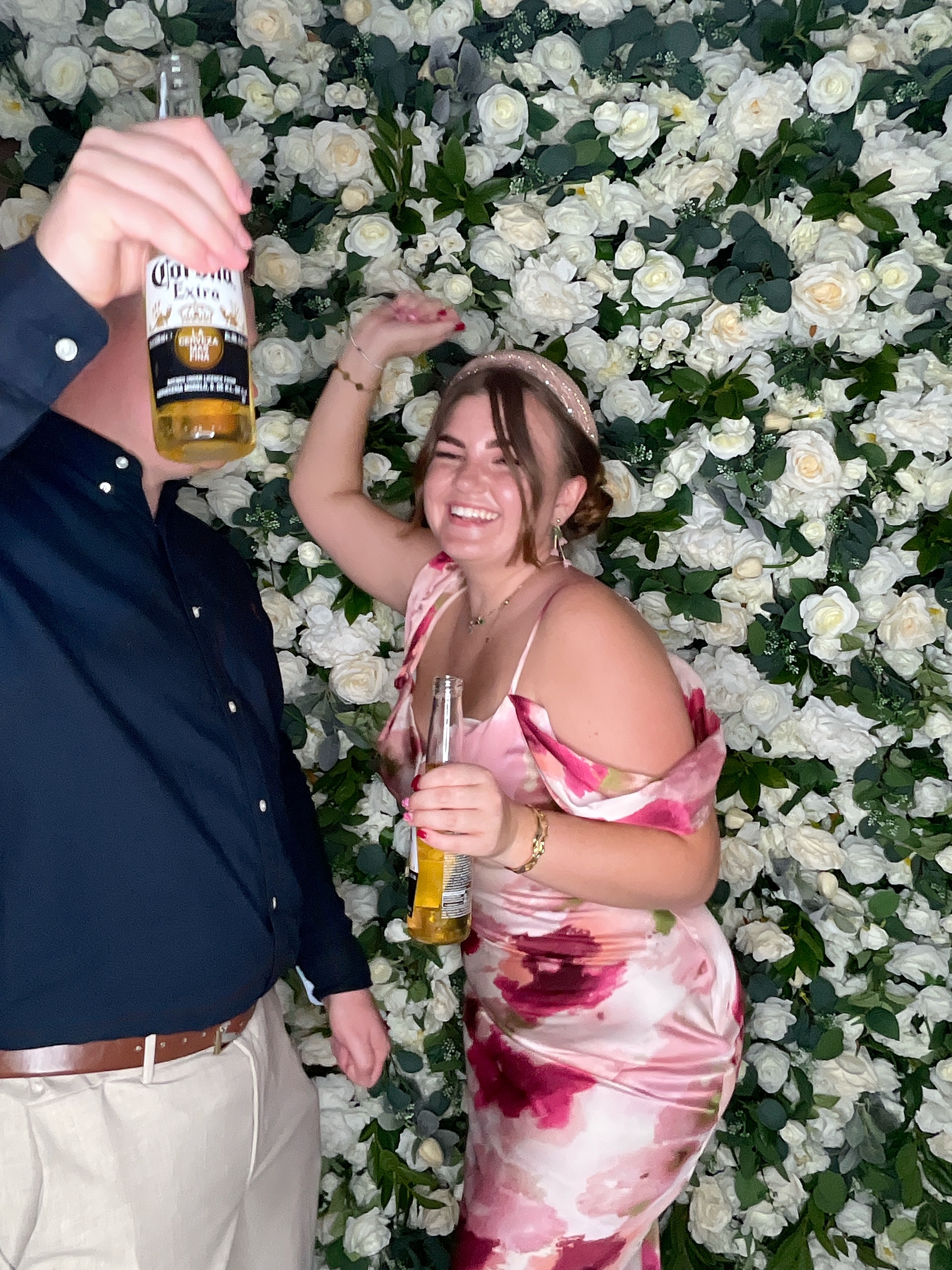 Sophie & Joe Photo booth images  | View more photos from the event at gallery.magicimages.uk/u/MagicImages/Sophie-Joe-Photo-booth-images