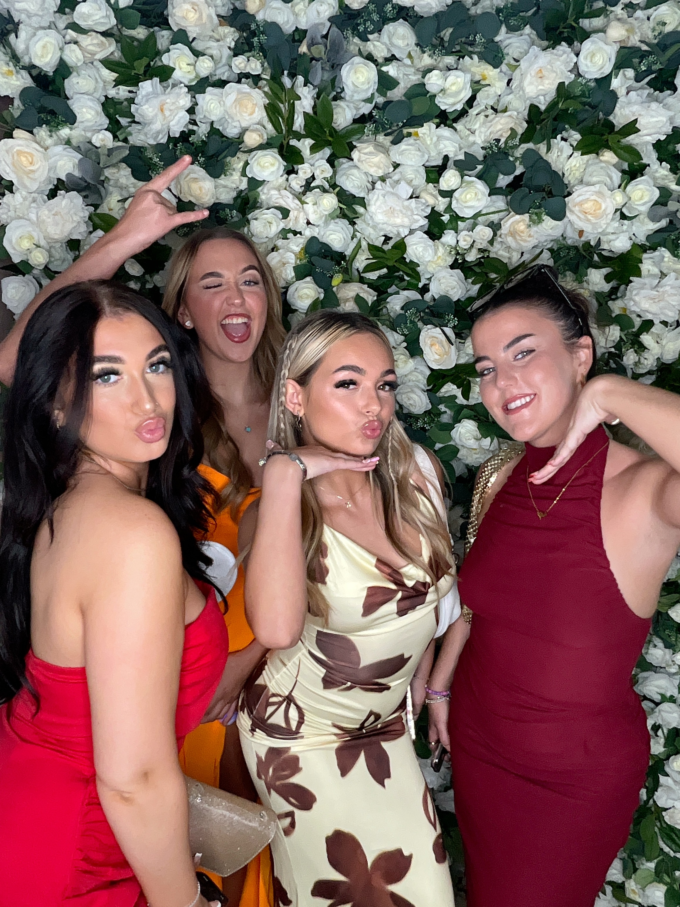 Sophie & Joe Photo booth images  | View more photos from the event at gallery.magicimages.uk/u/MagicImages/Sophie-Joe-Photo-booth-images