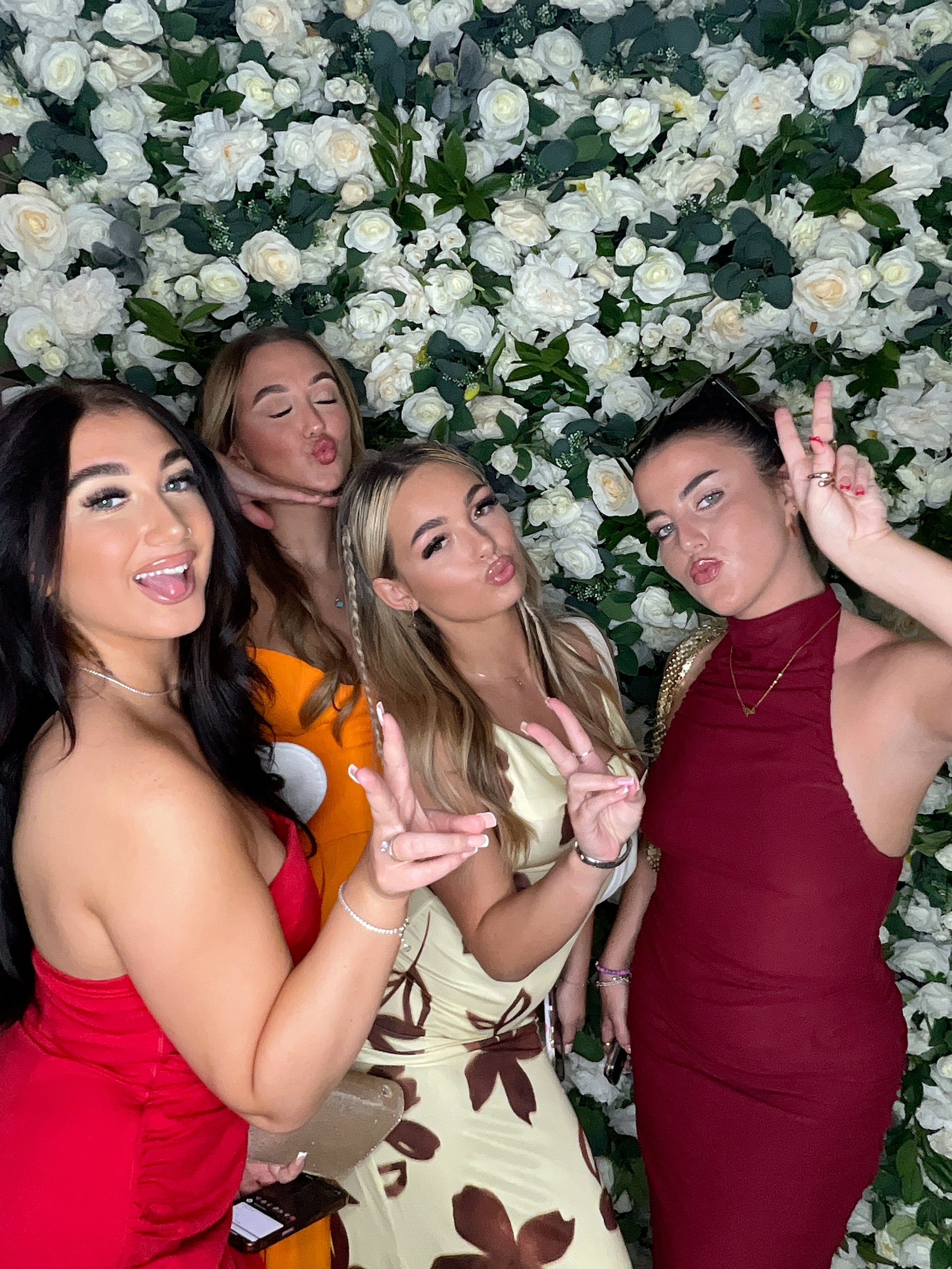 Sophie & Joe Photo booth images  | View more photos from the event at gallery.magicimages.uk/u/MagicImages/Sophie-Joe-Photo-booth-images