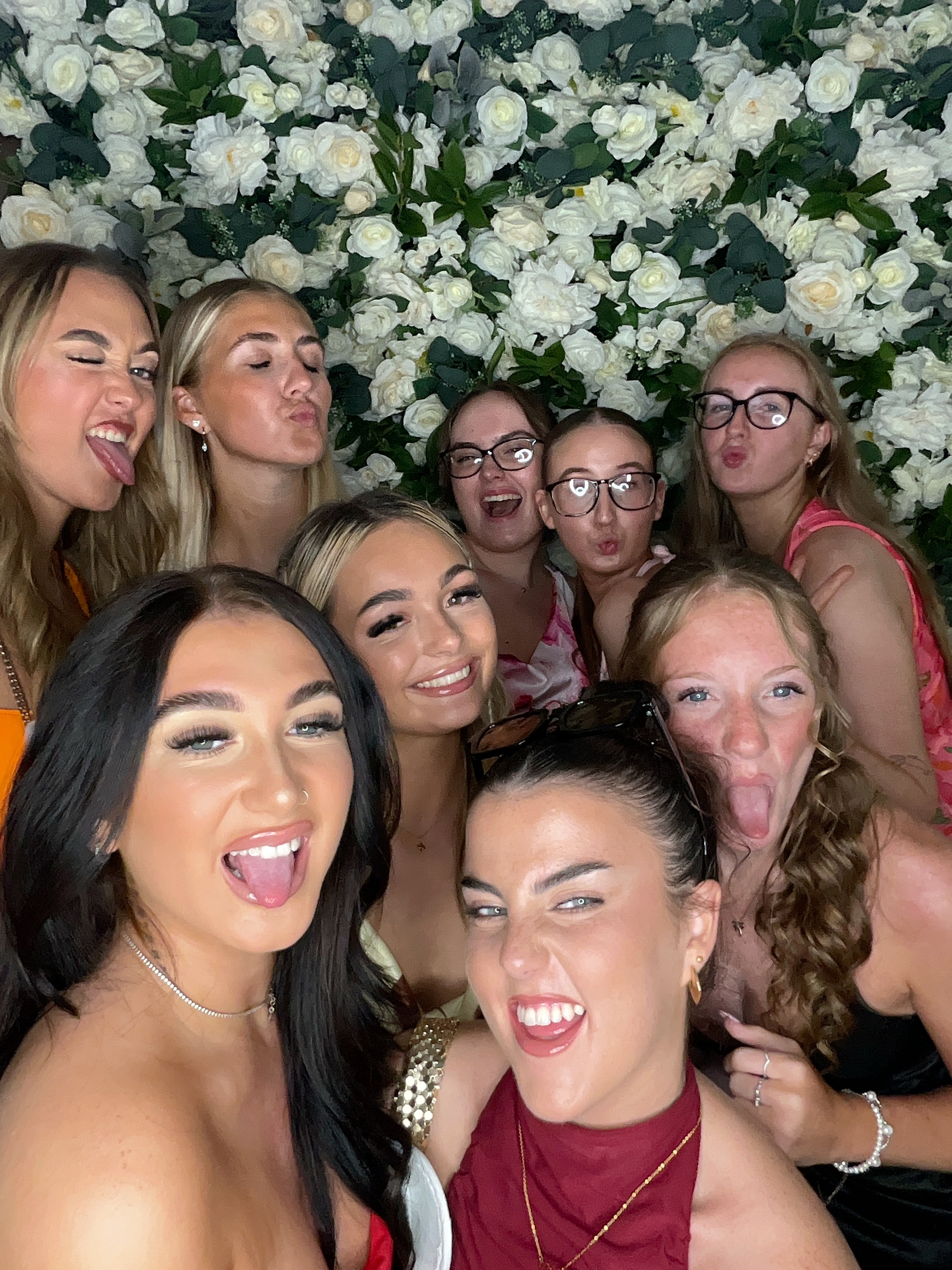 Sophie & Joe Photo booth images  | View more photos from the event at gallery.magicimages.uk/u/MagicImages/Sophie-Joe-Photo-booth-images