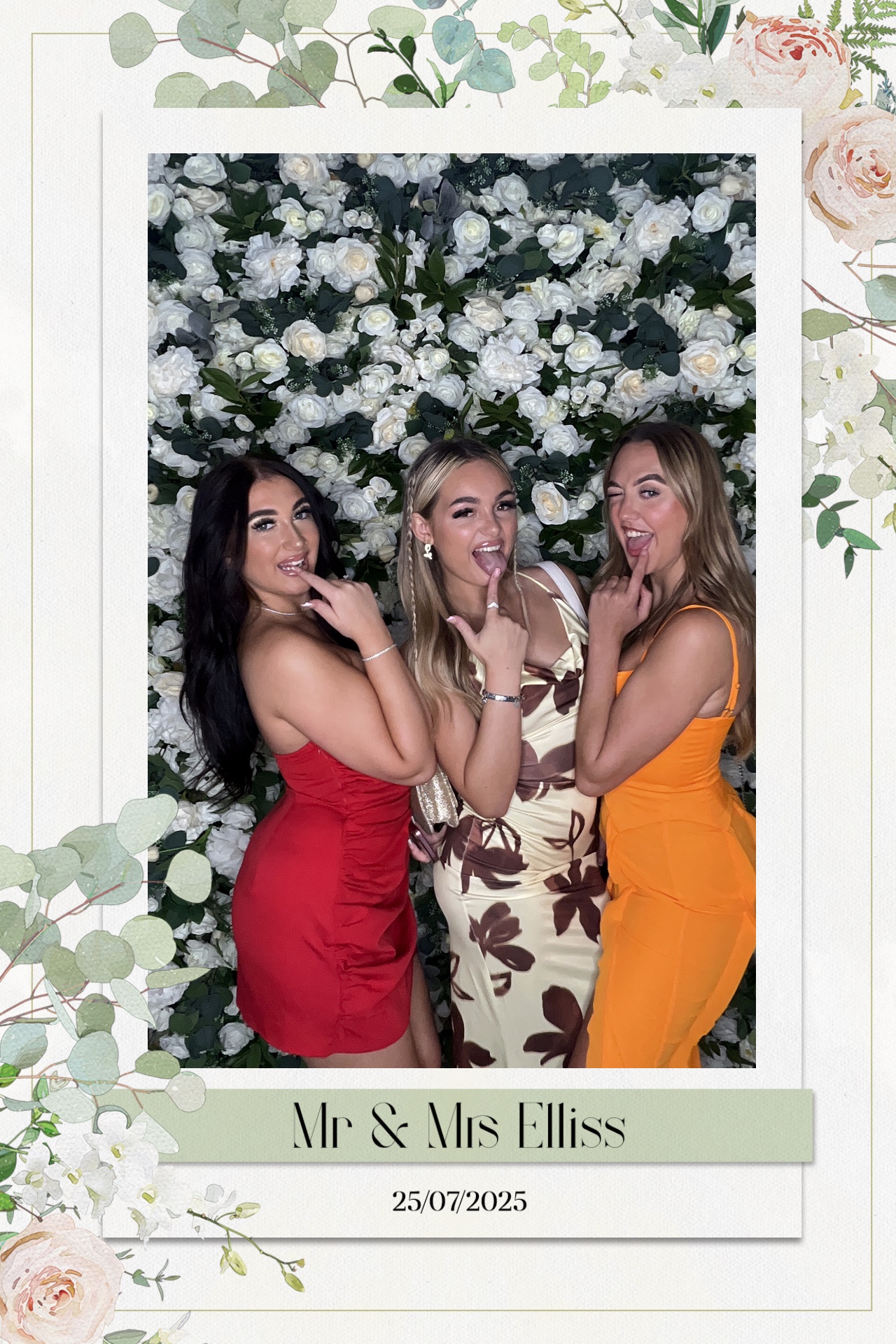 Sophie & Joe Photo booth images  | View more photos from the event at gallery.magicimages.uk/u/MagicImages/Sophie-Joe-Photo-booth-images