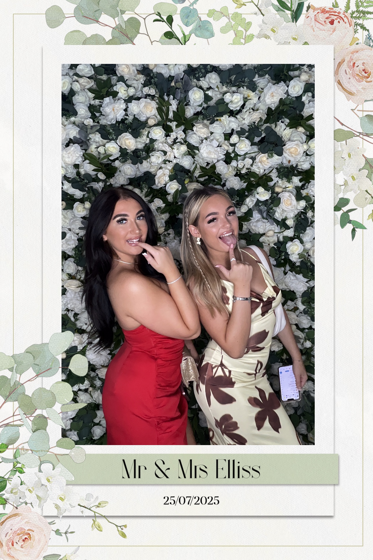 Sophie & Joe Photo booth images  | View more photos from the event at gallery.magicimages.uk/u/MagicImages/Sophie-Joe-Photo-booth-images