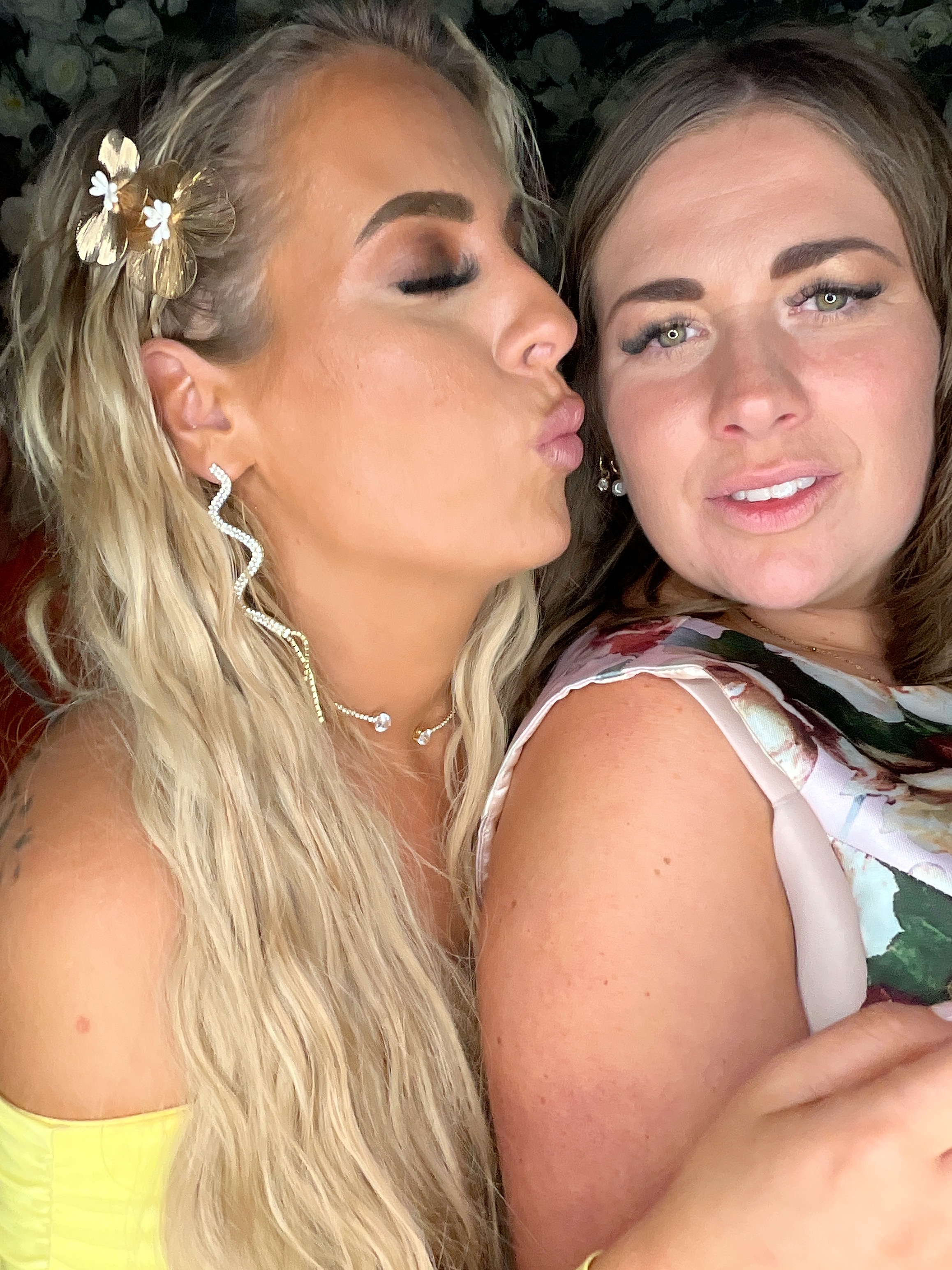 Sophie & Joe Photo booth images  | View more photos from the event at gallery.magicimages.uk/u/MagicImages/Sophie-Joe-Photo-booth-images