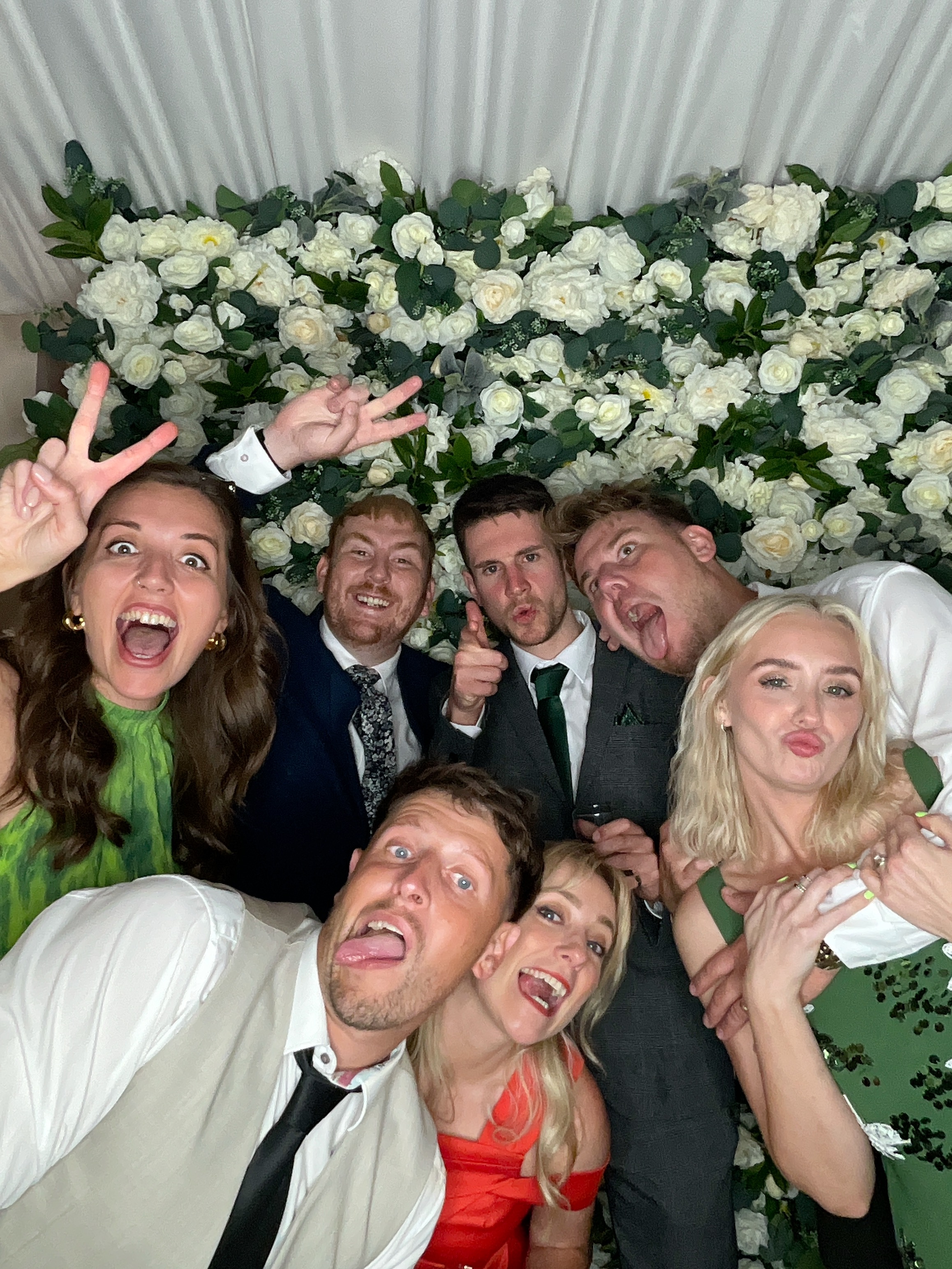 Sophie & Joe Photo booth images  | View more photos from the event at gallery.magicimages.uk/u/MagicImages/Sophie-Joe-Photo-booth-images