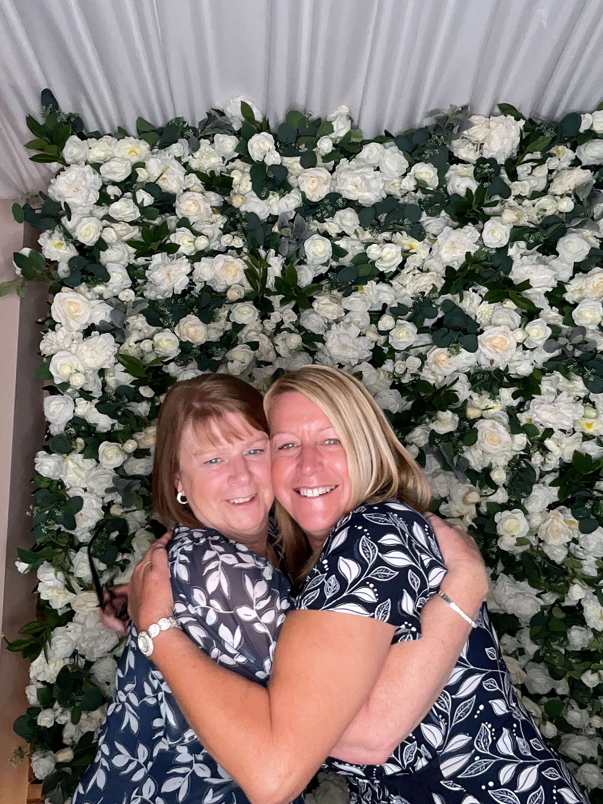 Sophie & Joe Photo booth images  | View more photos from the event at gallery.magicimages.uk/u/MagicImages/Sophie-Joe-Photo-booth-images