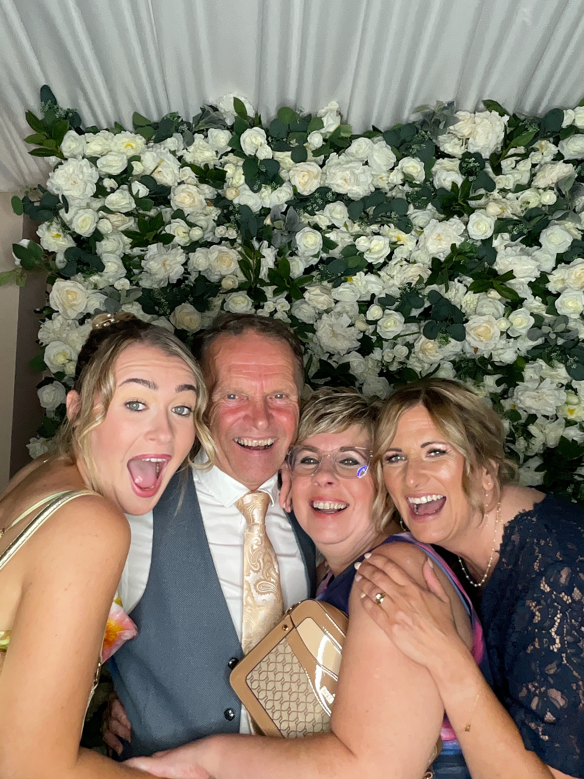 Sophie & Joe Photo booth images  | View more photos from the event at gallery.magicimages.uk/u/MagicImages/Sophie-Joe-Photo-booth-images