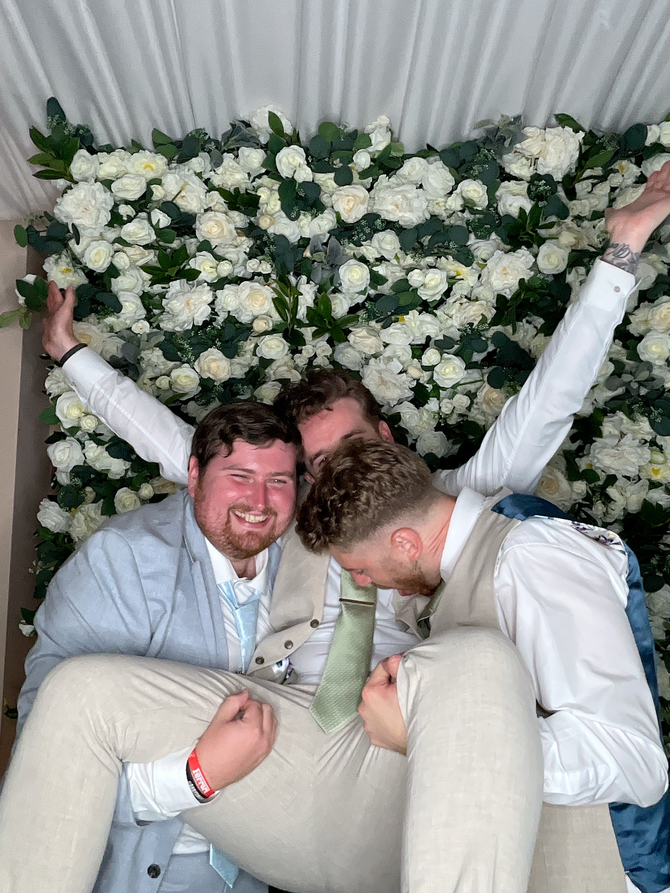 Sophie & Joe Photo booth images  | View more photos from the event at gallery.magicimages.uk/u/MagicImages/Sophie-Joe-Photo-booth-images