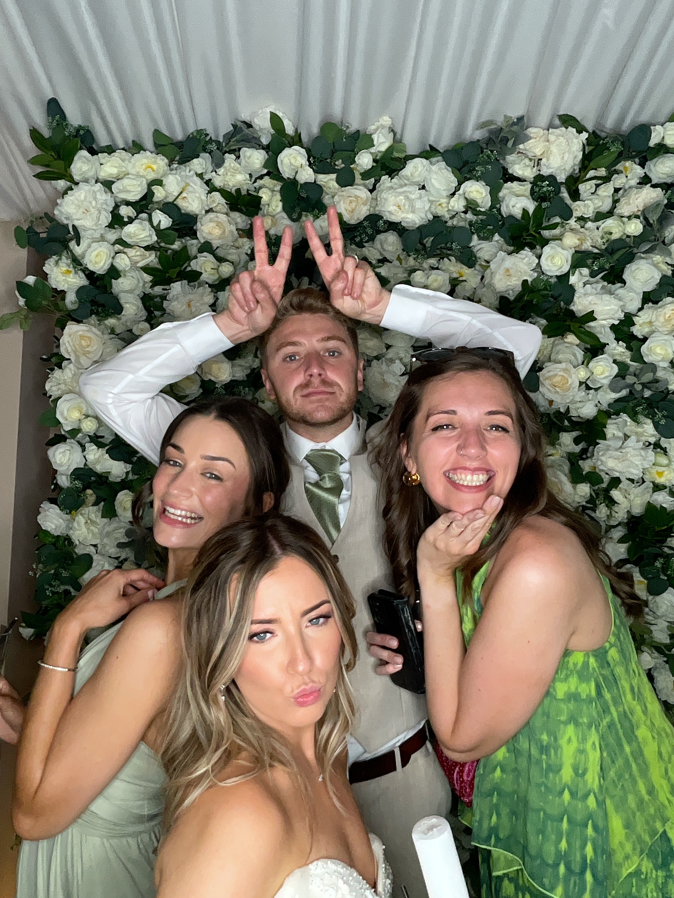 Sophie & Joe Photo booth images  | View more photos from the event at gallery.magicimages.uk/u/MagicImages/Sophie-Joe-Photo-booth-images