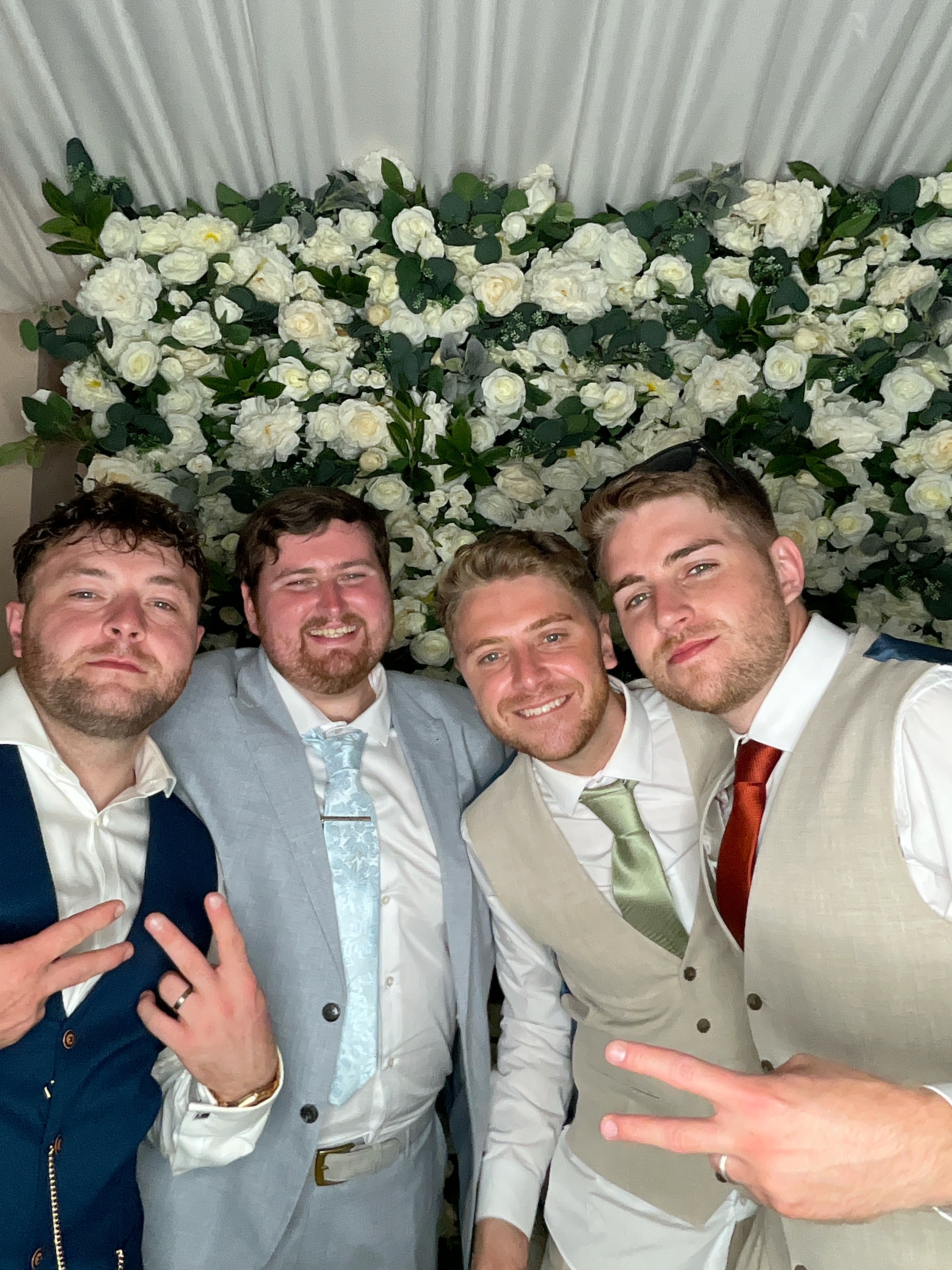 Sophie & Joe Photo booth images  | View more photos from the event at gallery.magicimages.uk/u/MagicImages/Sophie-Joe-Photo-booth-images