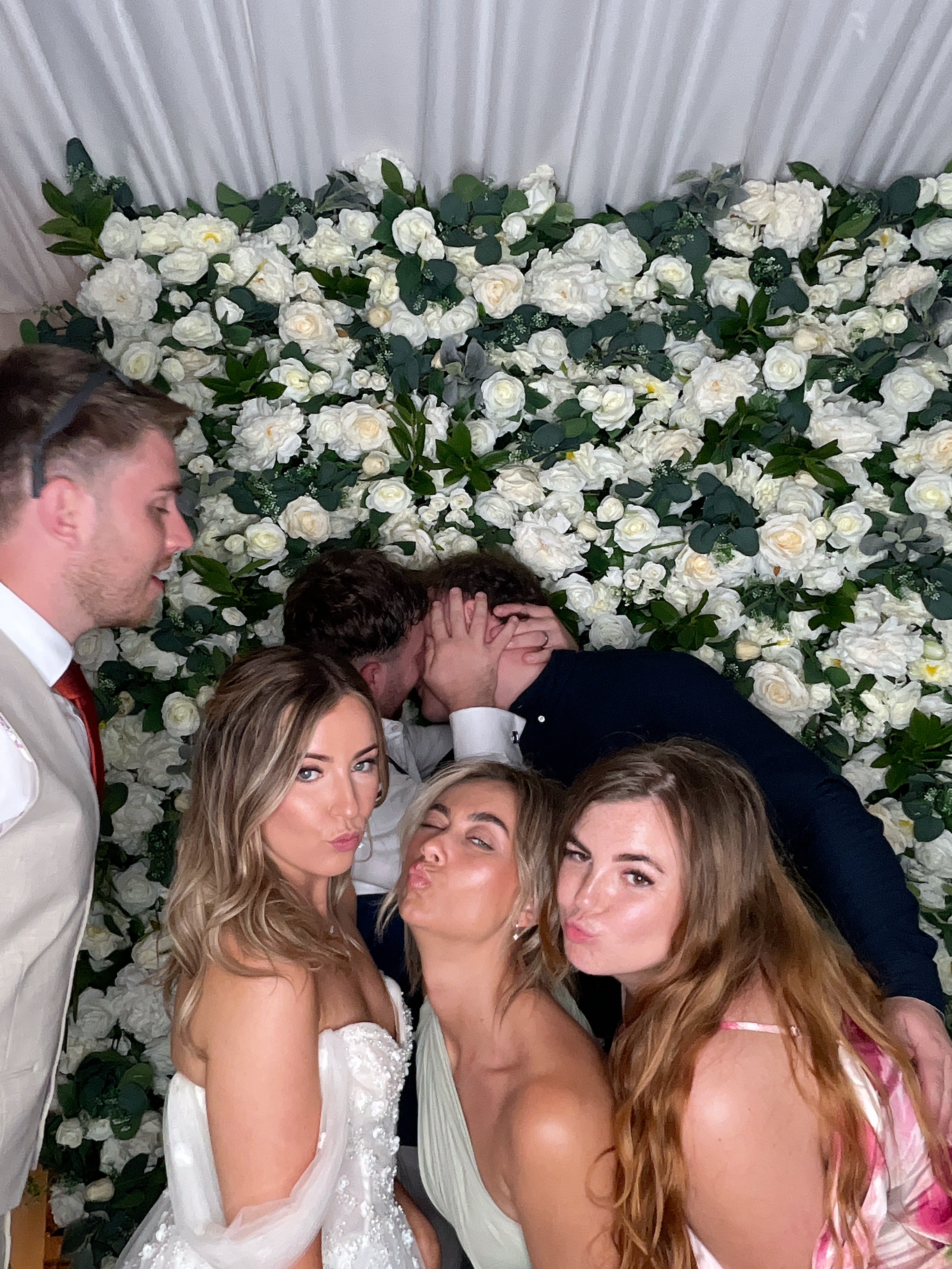 Sophie & Joe Photo booth images  | View more photos from the event at gallery.magicimages.uk/u/MagicImages/Sophie-Joe-Photo-booth-images