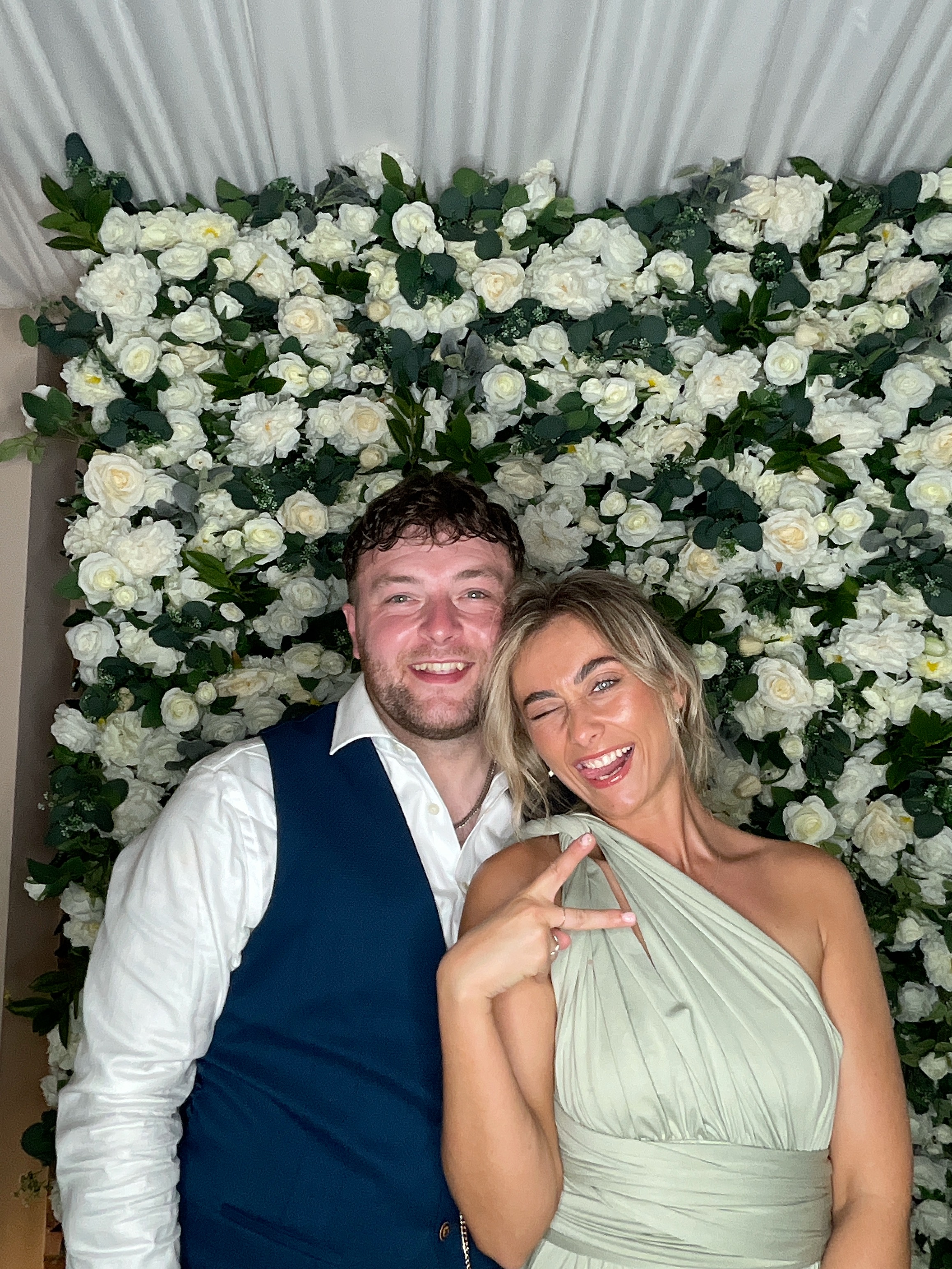 Sophie & Joe Photo booth images  | View more photos from the event at gallery.magicimages.uk/u/MagicImages/Sophie-Joe-Photo-booth-images