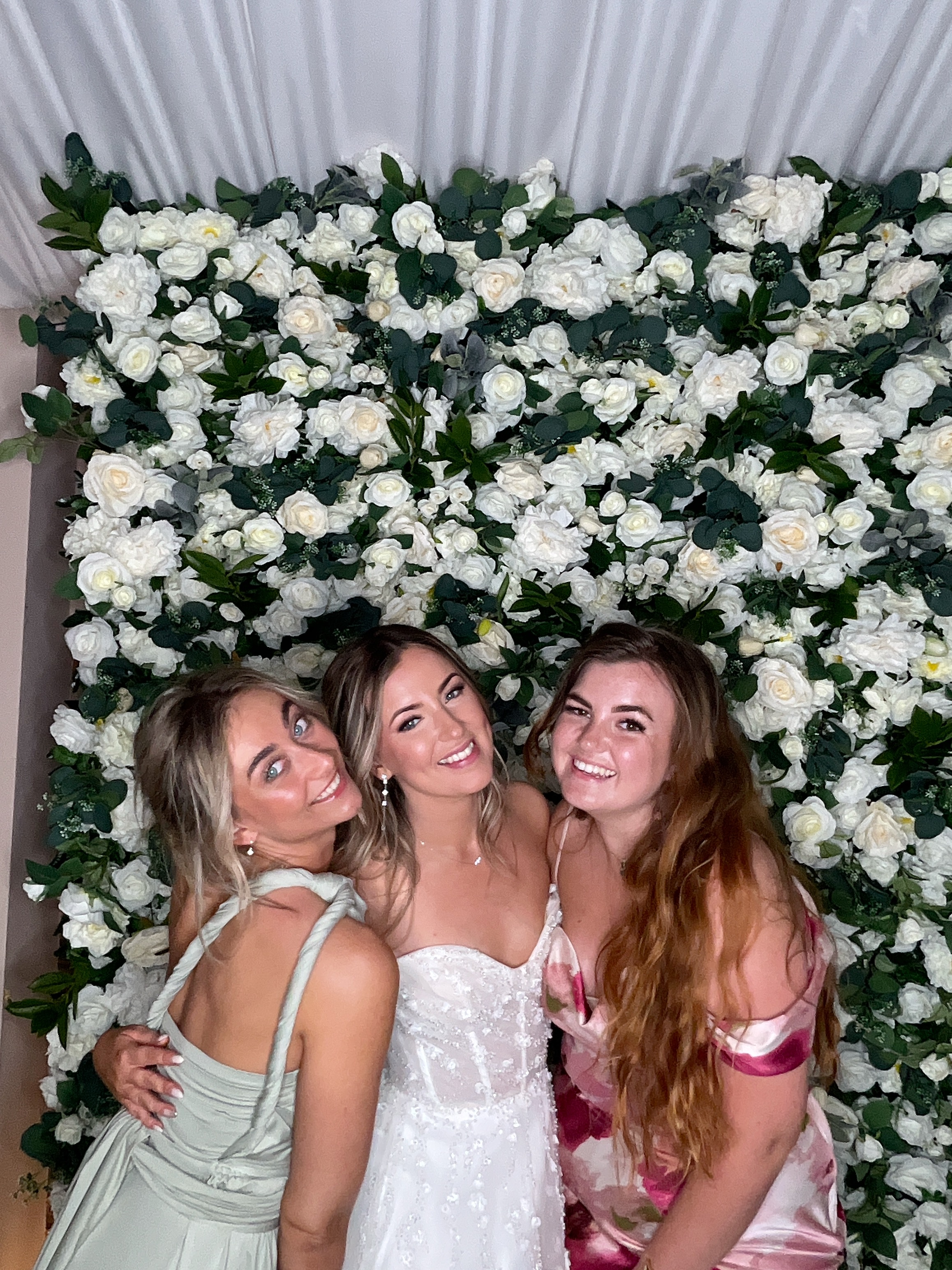 Sophie & Joe Photo booth images  | View more photos from the event at gallery.magicimages.uk/u/MagicImages/Sophie-Joe-Photo-booth-images