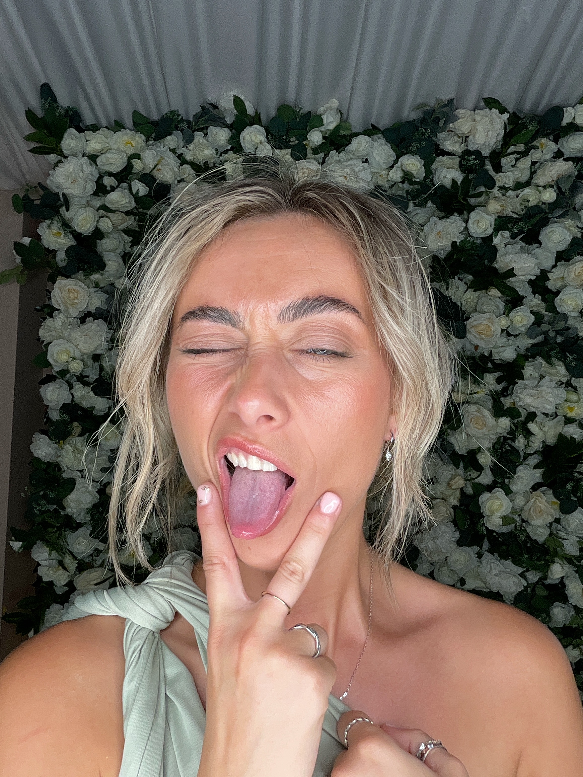 Sophie & Joe Photo booth images  | View more photos from the event at gallery.magicimages.uk/u/MagicImages/Sophie-Joe-Photo-booth-images