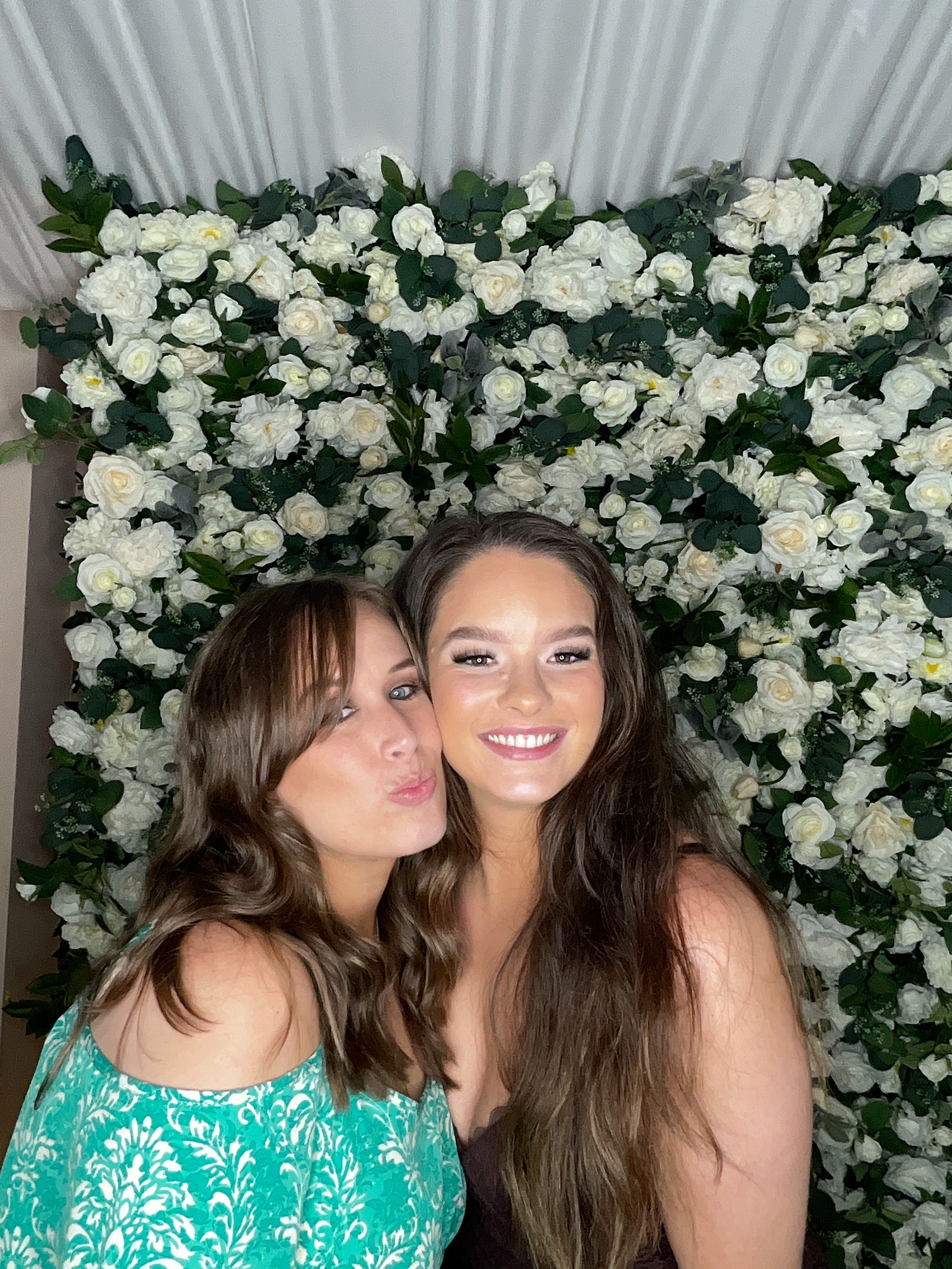 Sophie & Joe Photo booth images  | View more photos from the event at gallery.magicimages.uk/u/MagicImages/Sophie-Joe-Photo-booth-images