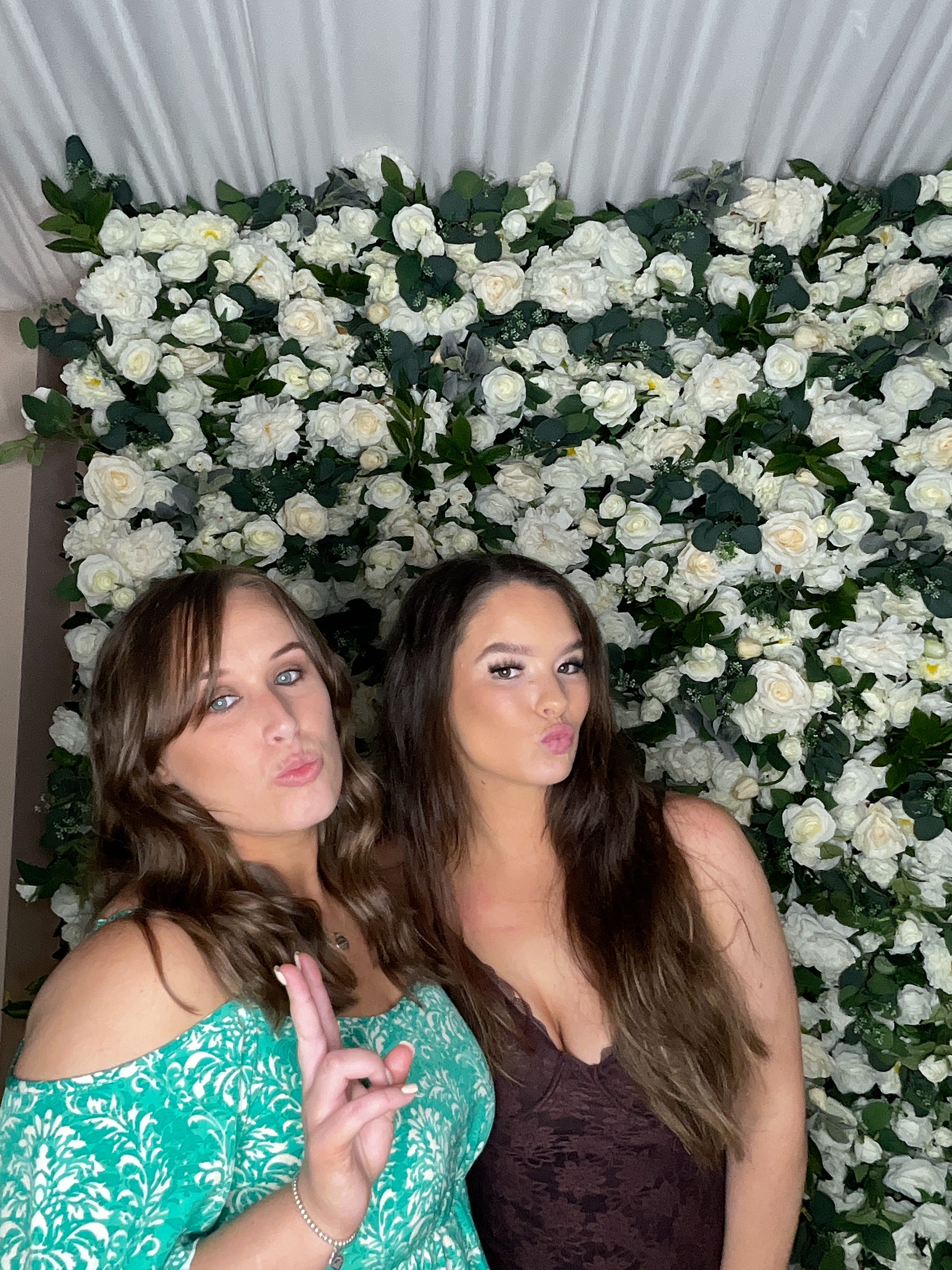 Sophie & Joe Photo booth images  | View more photos from the event at gallery.magicimages.uk/u/MagicImages/Sophie-Joe-Photo-booth-images