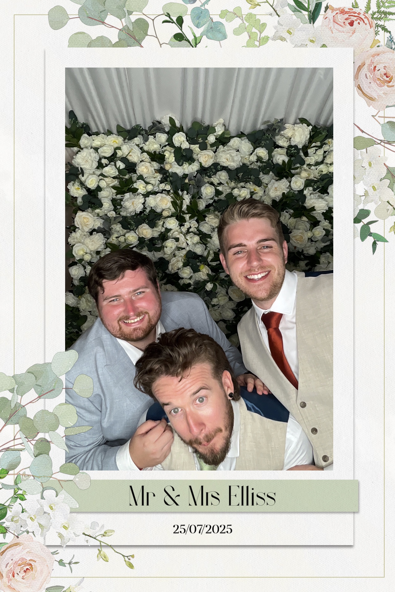 Sophie & Joe Photo booth images  | View more photos from the event at gallery.magicimages.uk/u/MagicImages/Sophie-Joe-Photo-booth-images