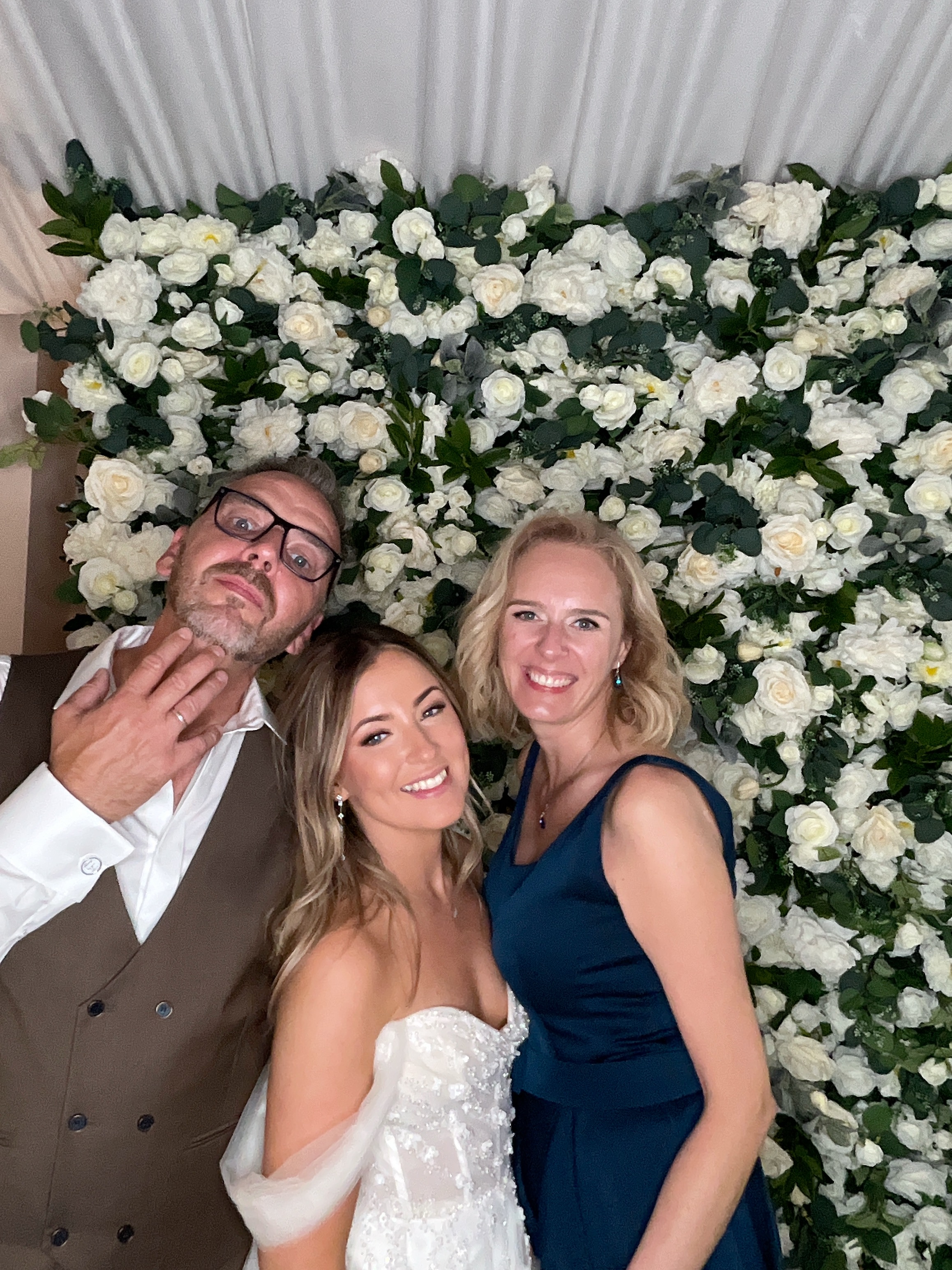 Sophie & Joe Photo booth images  | View more photos from the event at gallery.magicimages.uk/u/MagicImages/Sophie-Joe-Photo-booth-images