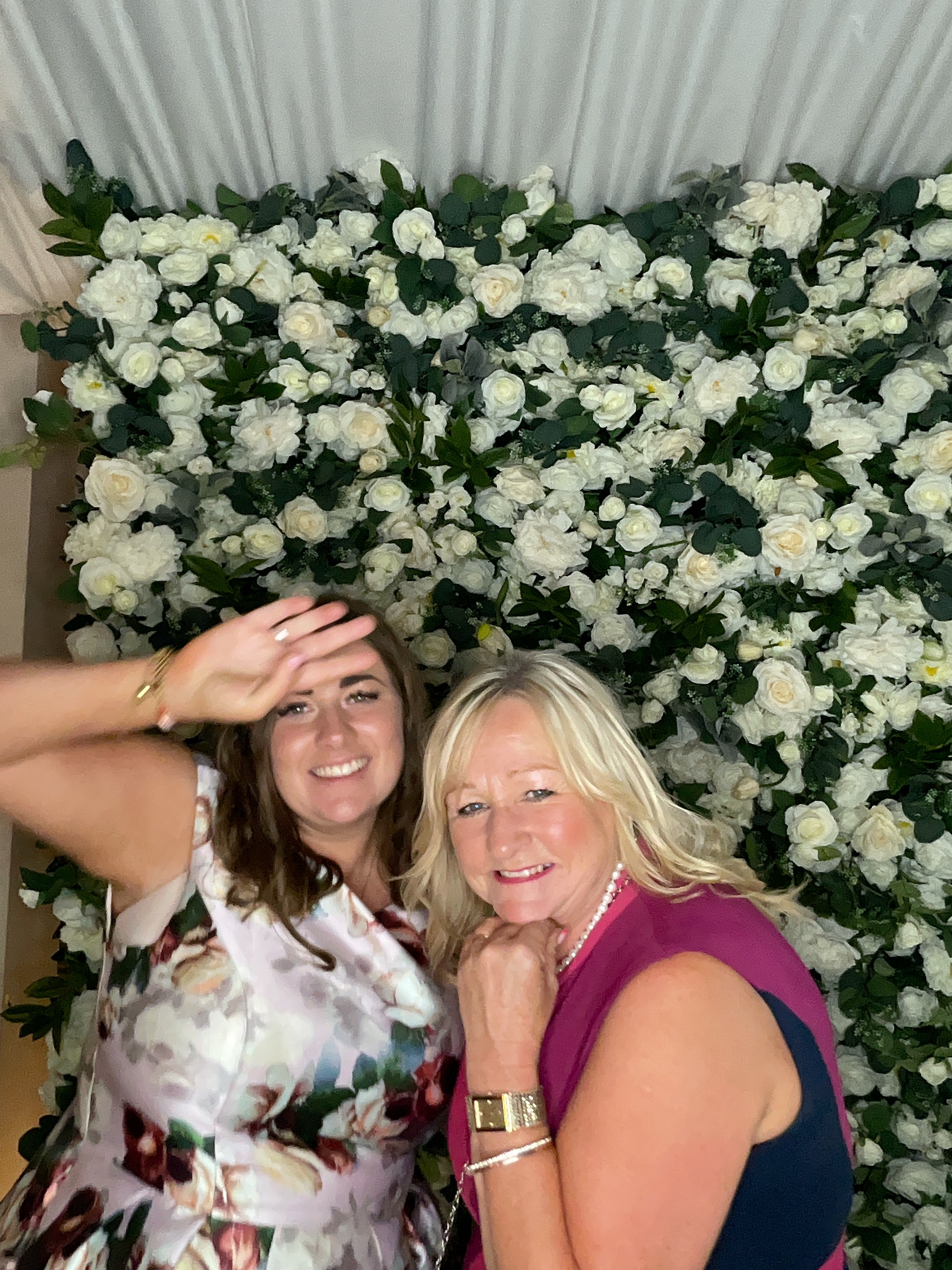 Sophie & Joe Photo booth images  | View more photos from the event at gallery.magicimages.uk/u/MagicImages/Sophie-Joe-Photo-booth-images