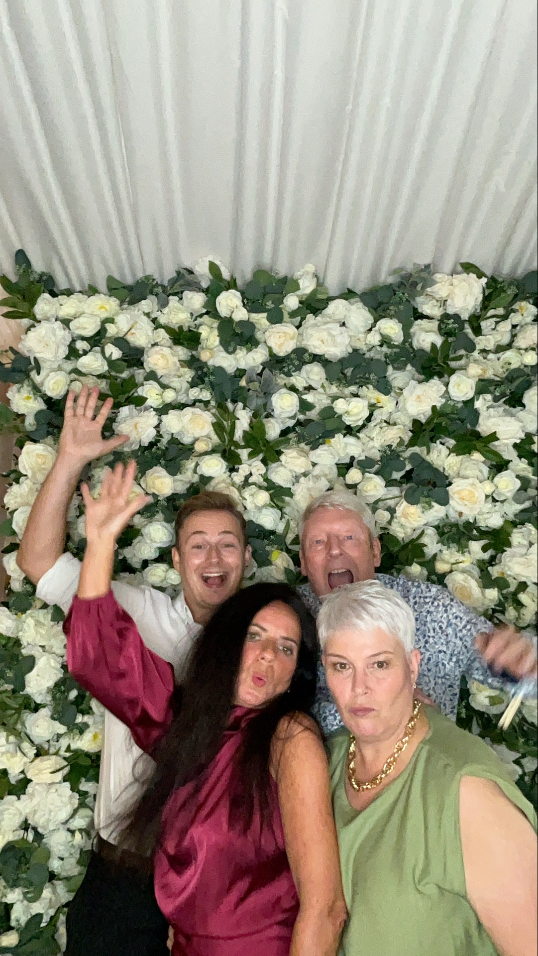 Sophie & Joe Photo booth images  | View more photos from the event at gallery.magicimages.uk/u/MagicImages/Sophie-Joe-Photo-booth-images