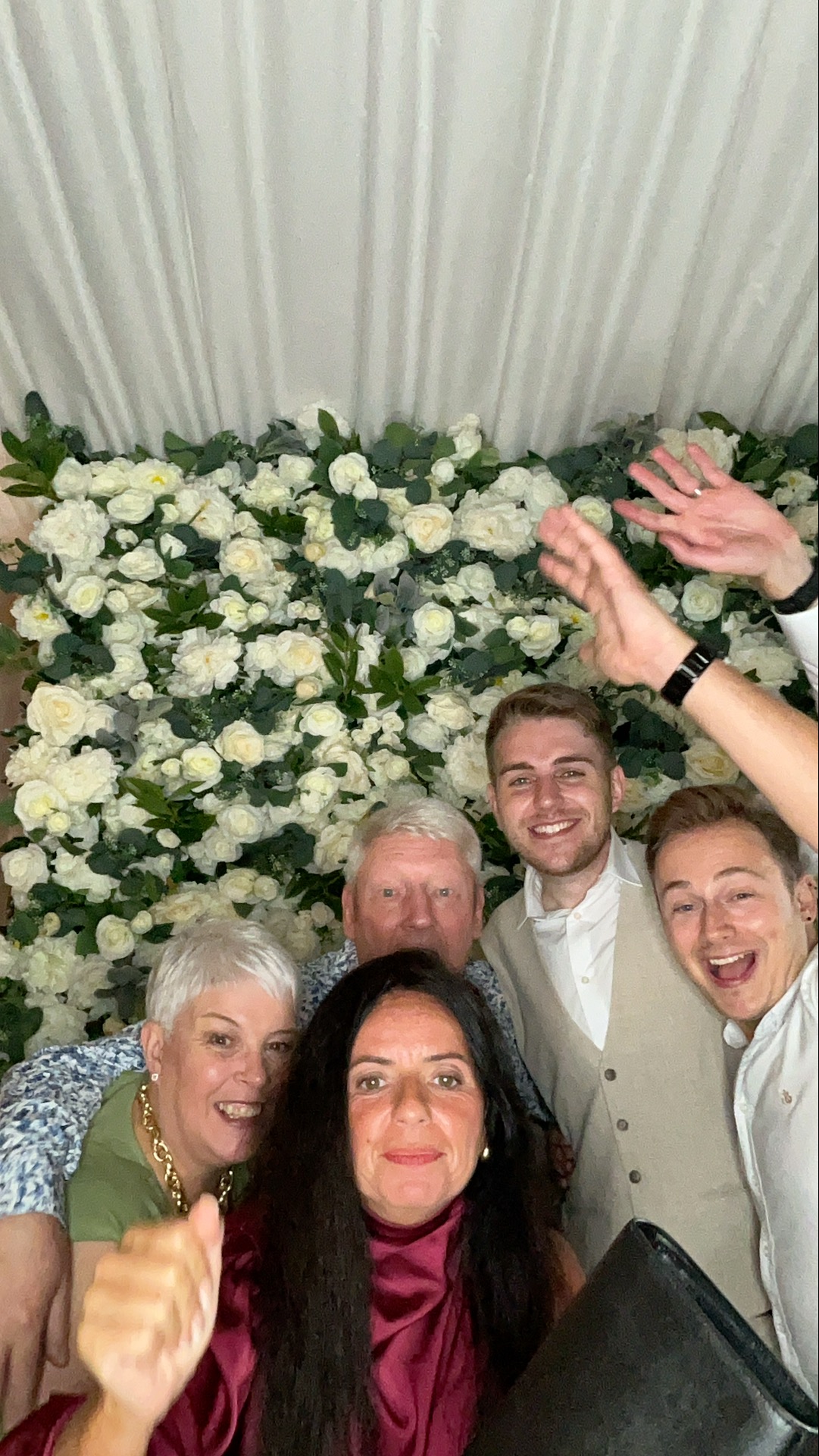 Sophie & Joe Photo booth images  | View more photos from the event at gallery.magicimages.uk/u/MagicImages/Sophie-Joe-Photo-booth-images