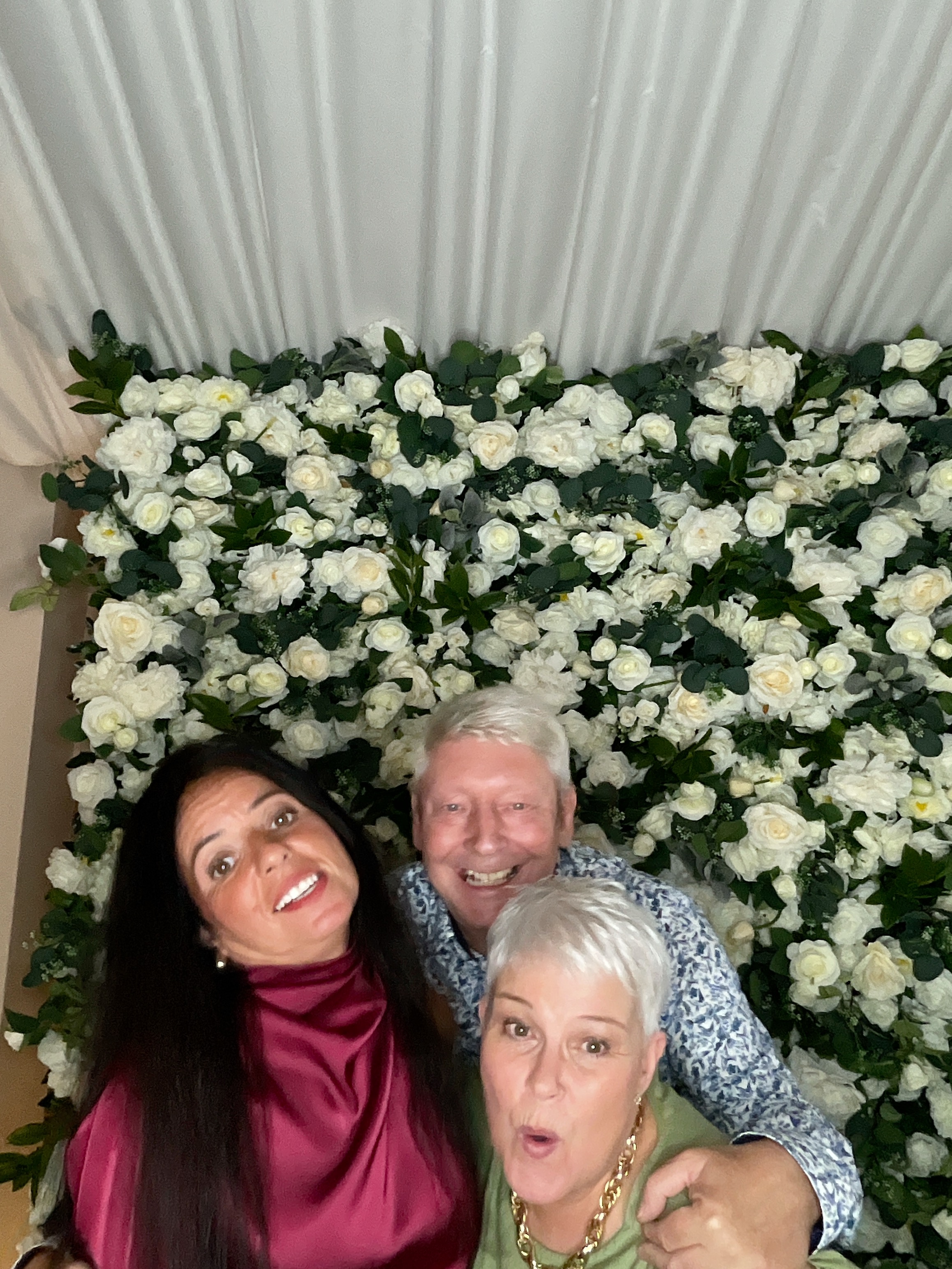 Sophie & Joe Photo booth images  | View more photos from the event at gallery.magicimages.uk/u/MagicImages/Sophie-Joe-Photo-booth-images