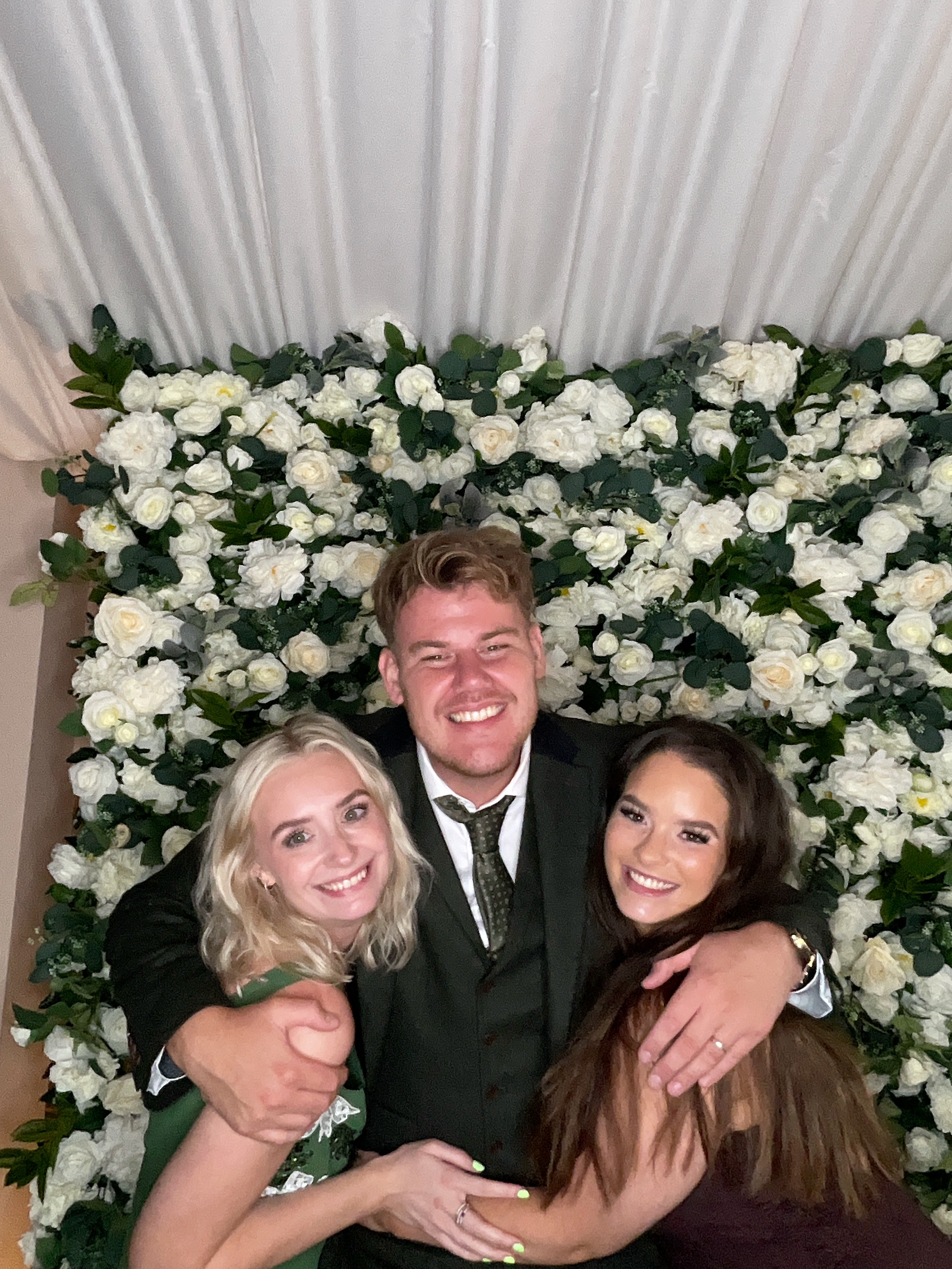 Sophie & Joe Photo booth images  | View more photos from the event at gallery.magicimages.uk/u/MagicImages/Sophie-Joe-Photo-booth-images