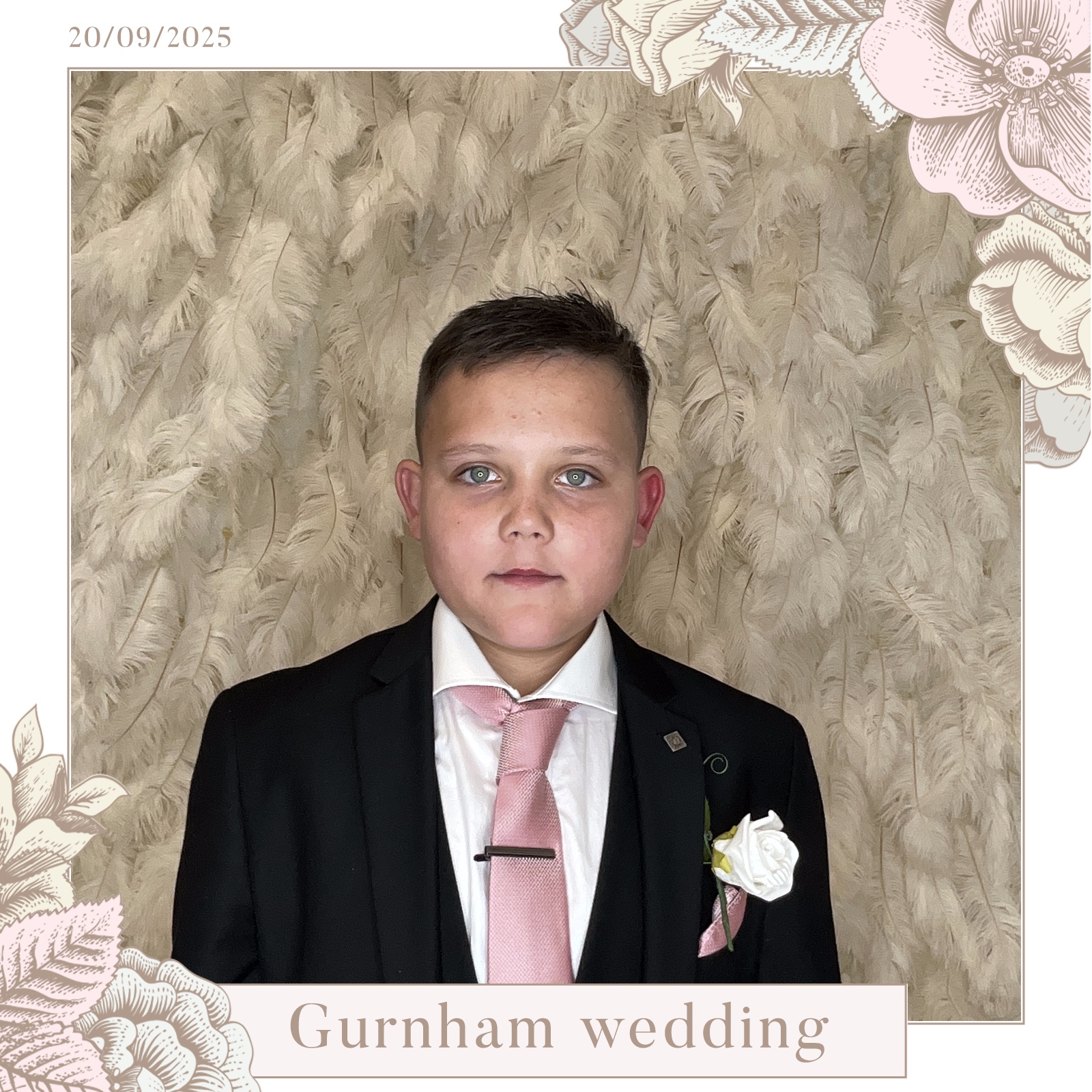 Stevie & Dale's photo booth images  | View more photos from the event at gallery.magicimages.uk/u/MagicImages/Stevie-Dales-photo-booth-images