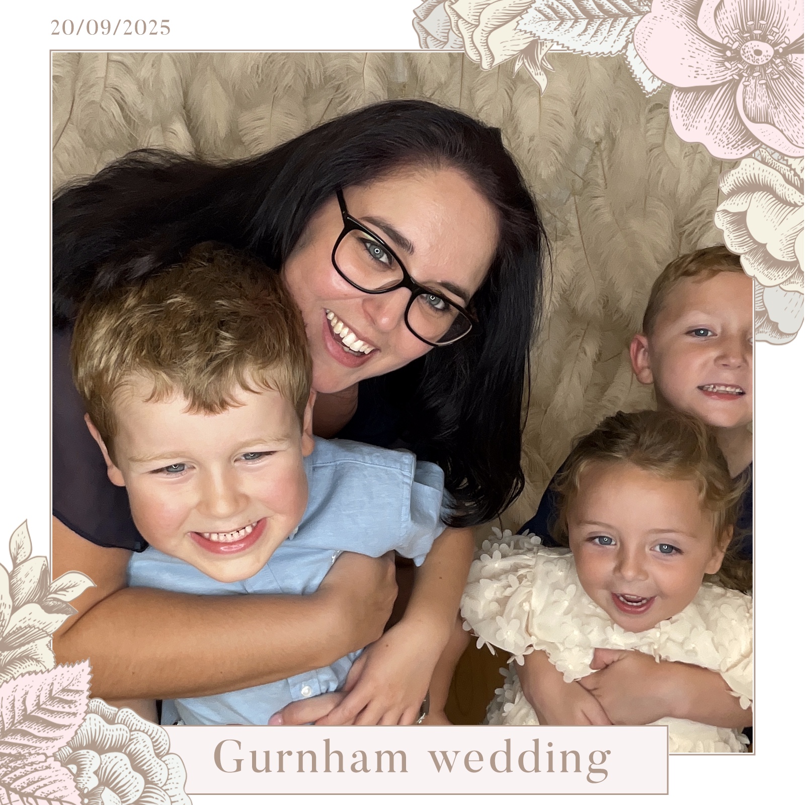 Stevie & Dale's photo booth images  | View more photos from the event at gallery.magicimages.uk/u/MagicImages/Stevie-Dales-photo-booth-images