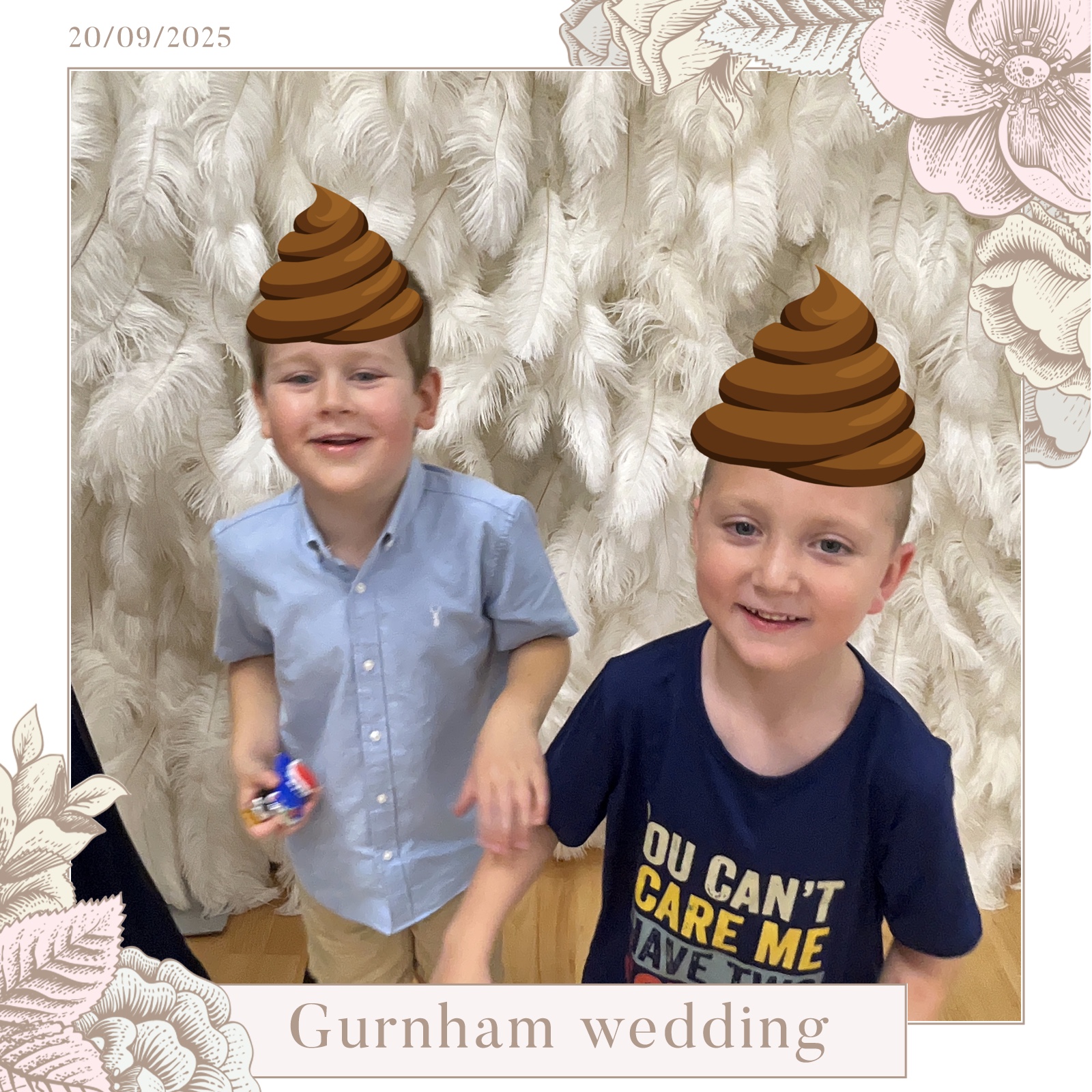 Stevie & Dale's photo booth images  | View more photos from the event at gallery.magicimages.uk/u/MagicImages/Stevie-Dales-photo-booth-images