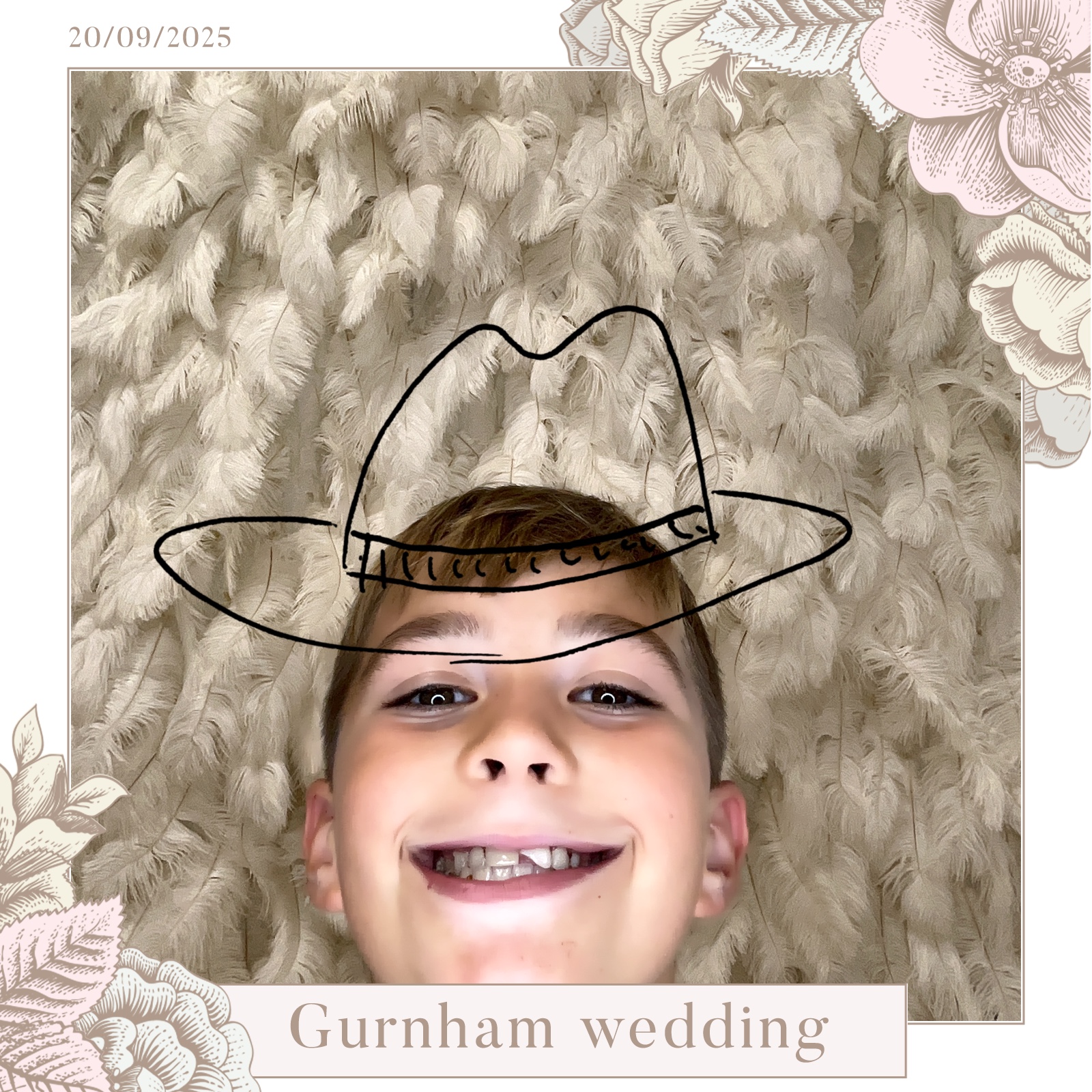 Stevie & Dale's photo booth images  | View more photos from the event at gallery.magicimages.uk/u/MagicImages/Stevie-Dales-photo-booth-images