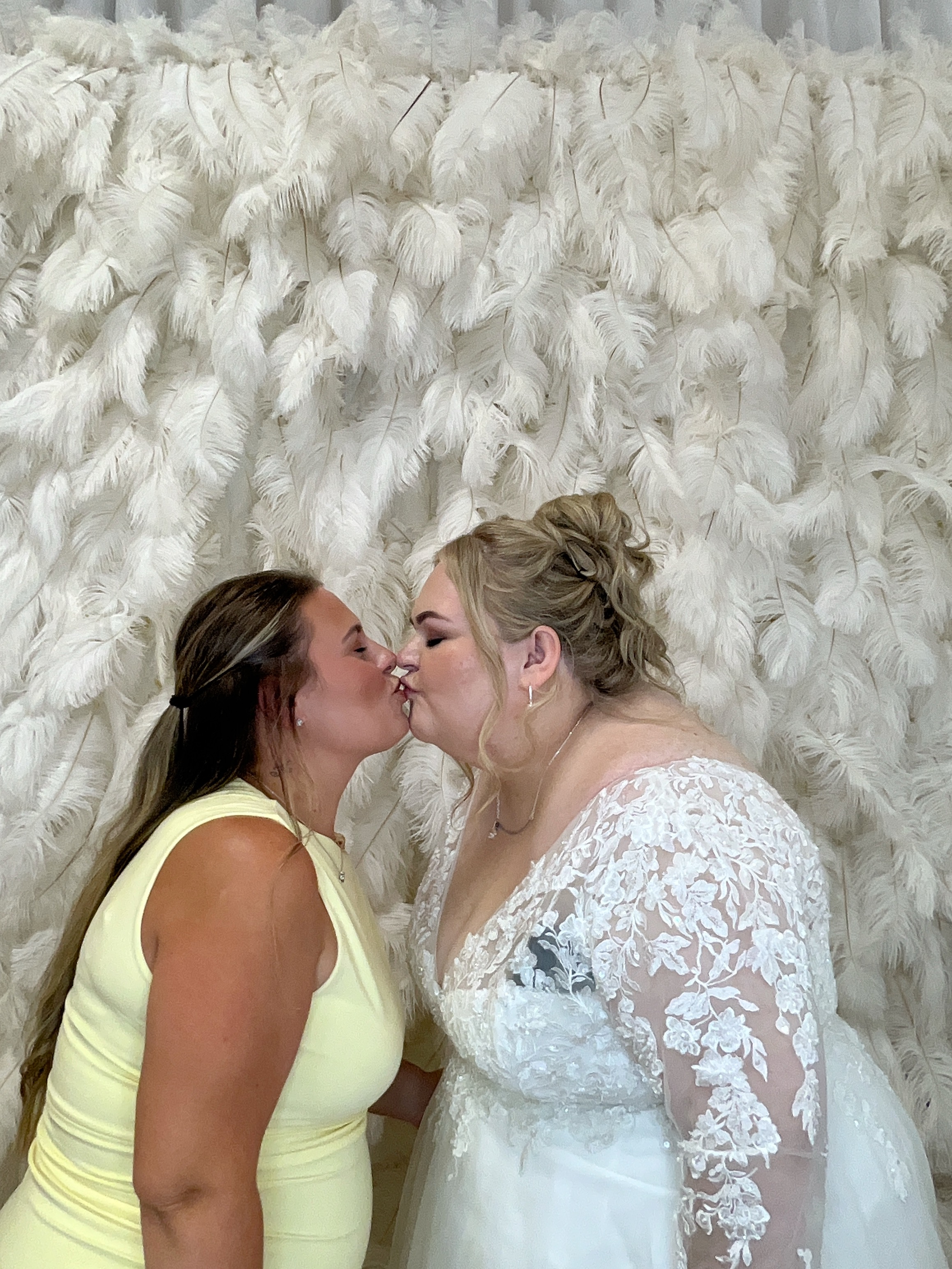 Stevie & Dale's photo booth images  | View more photos from the event at gallery.magicimages.uk/u/MagicImages/Stevie-Dales-photo-booth-images