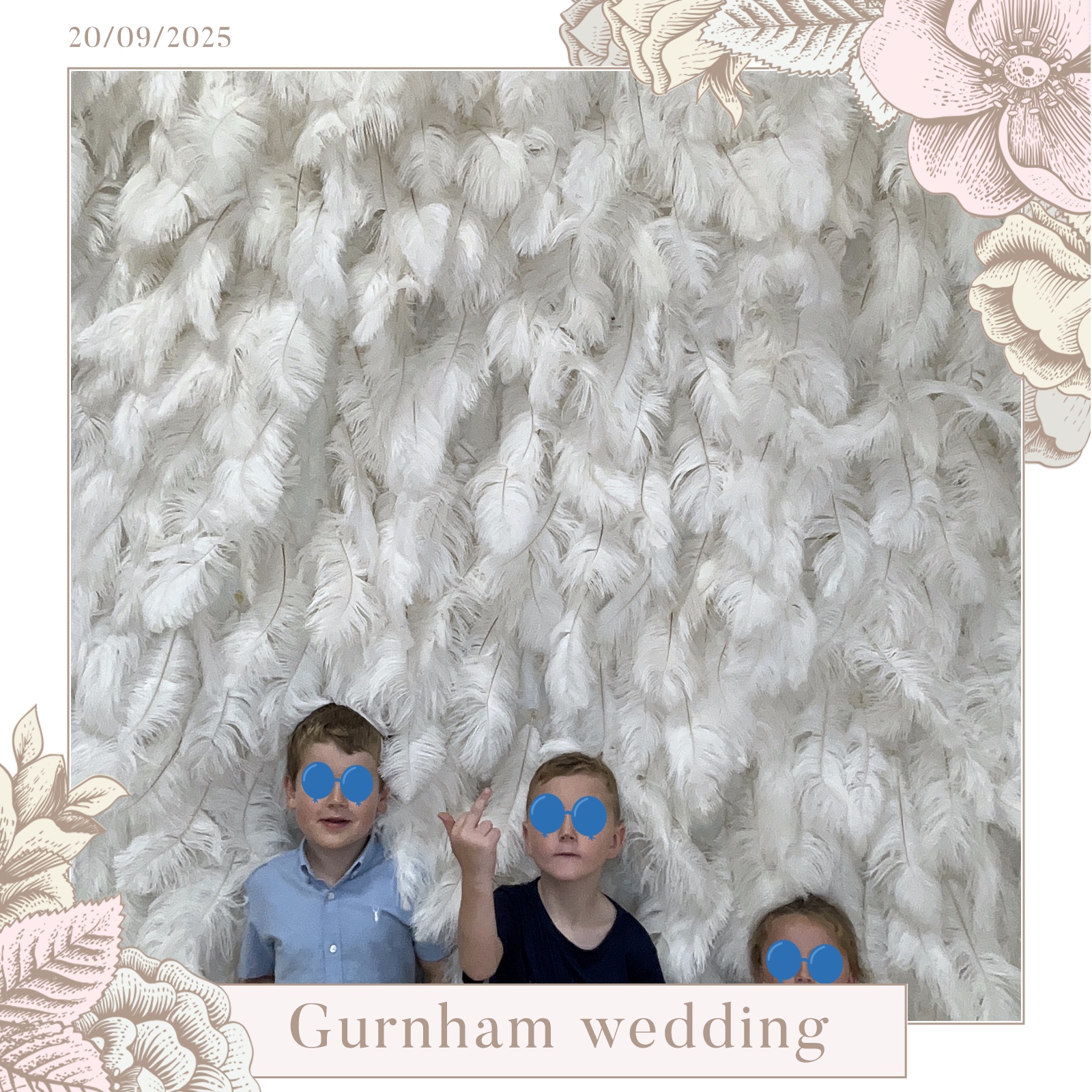 Stevie & Dale's photo booth images  | View more photos from the event at gallery.magicimages.uk/u/MagicImages/Stevie-Dales-photo-booth-images