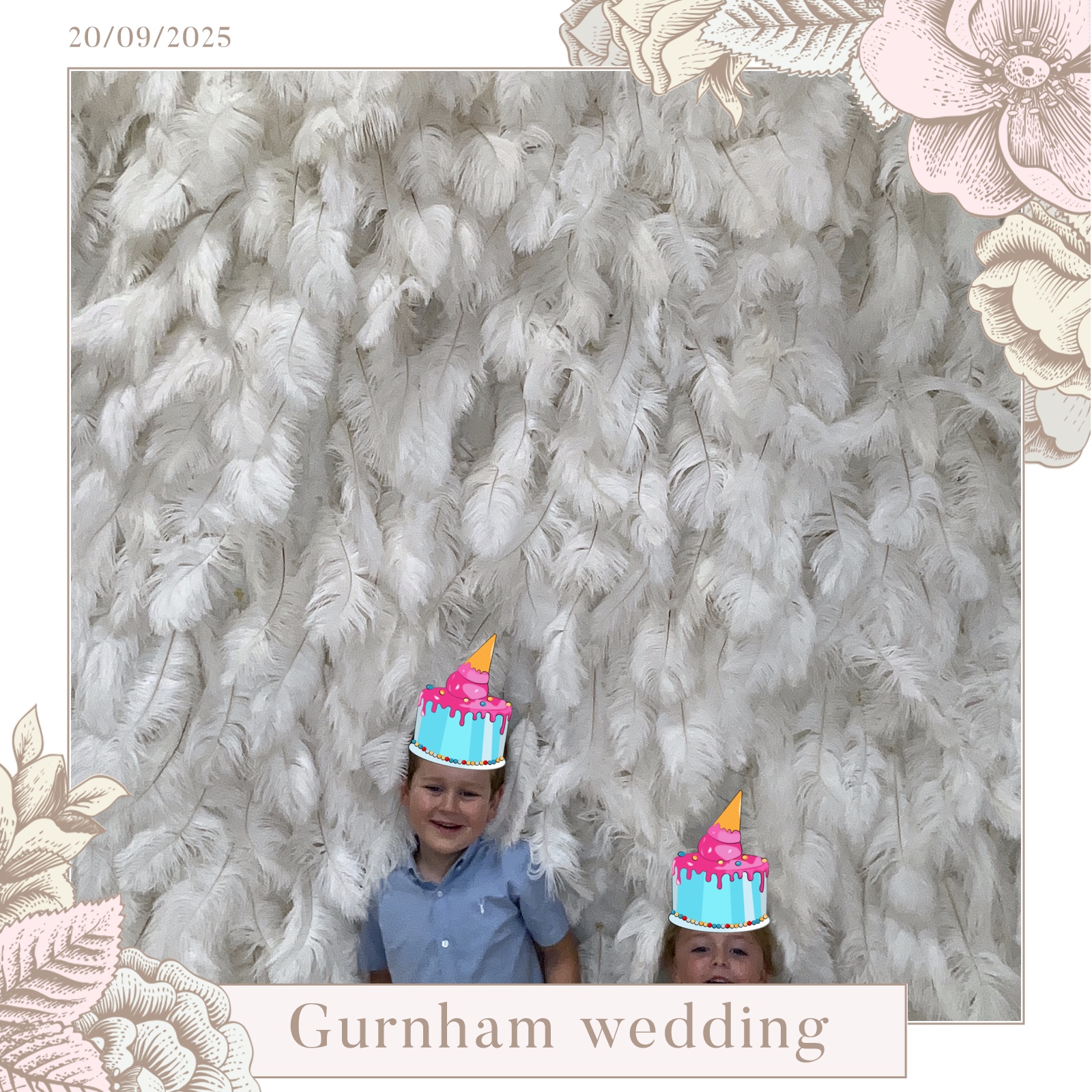 Stevie & Dale's photo booth images  | View more photos from the event at gallery.magicimages.uk/u/MagicImages/Stevie-Dales-photo-booth-images