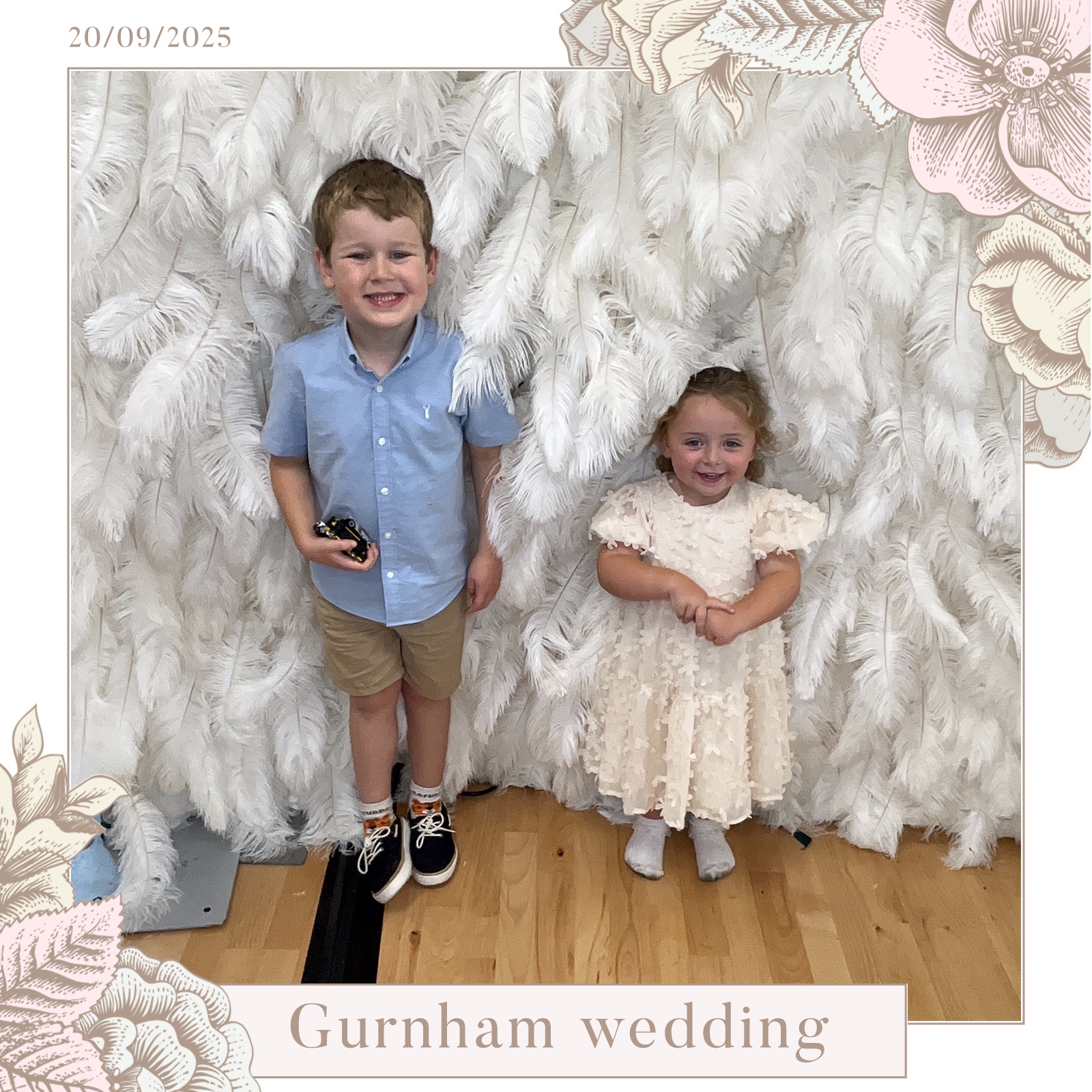 Stevie & Dale's photo booth images  | View more photos from the event at gallery.magicimages.uk/u/MagicImages/Stevie-Dales-photo-booth-images