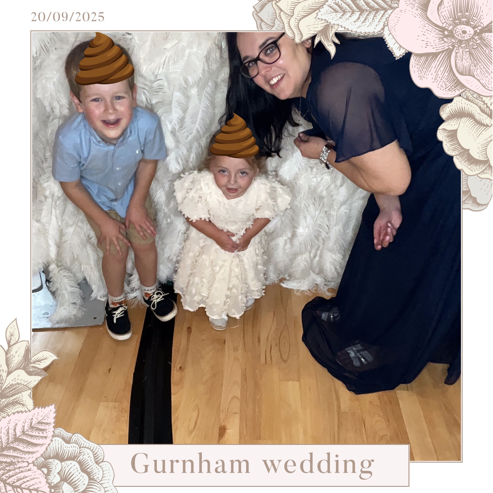 Stevie & Dale's photo booth images  | View more photos from the event at gallery.magicimages.uk/u/MagicImages/Stevie-Dales-photo-booth-images