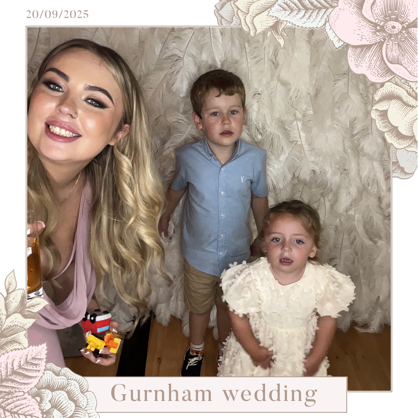 Stevie & Dale's photo booth images  | View more photos from the event at gallery.magicimages.uk/u/MagicImages/Stevie-Dales-photo-booth-images