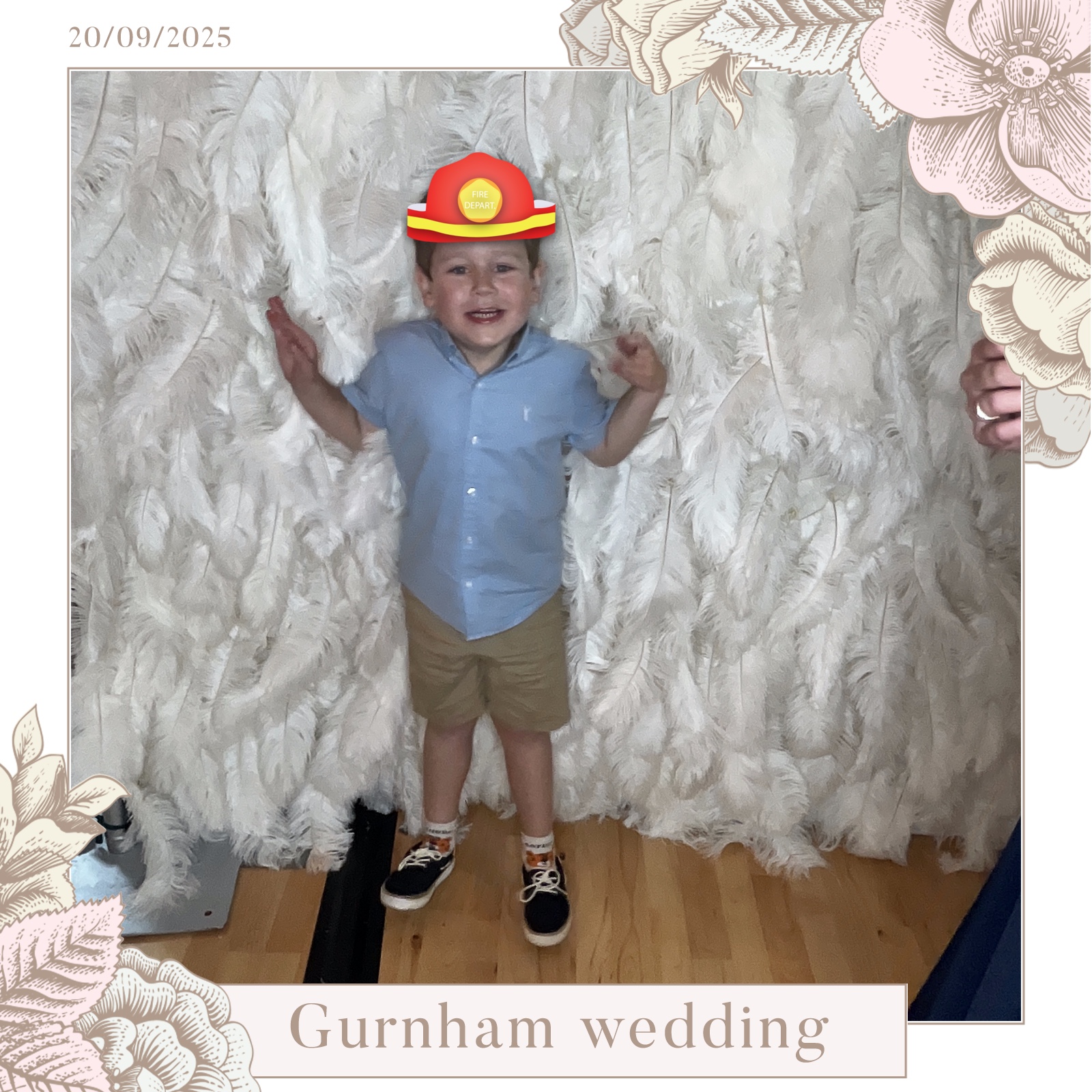 Stevie & Dale's photo booth images  | View more photos from the event at gallery.magicimages.uk/u/MagicImages/Stevie-Dales-photo-booth-images