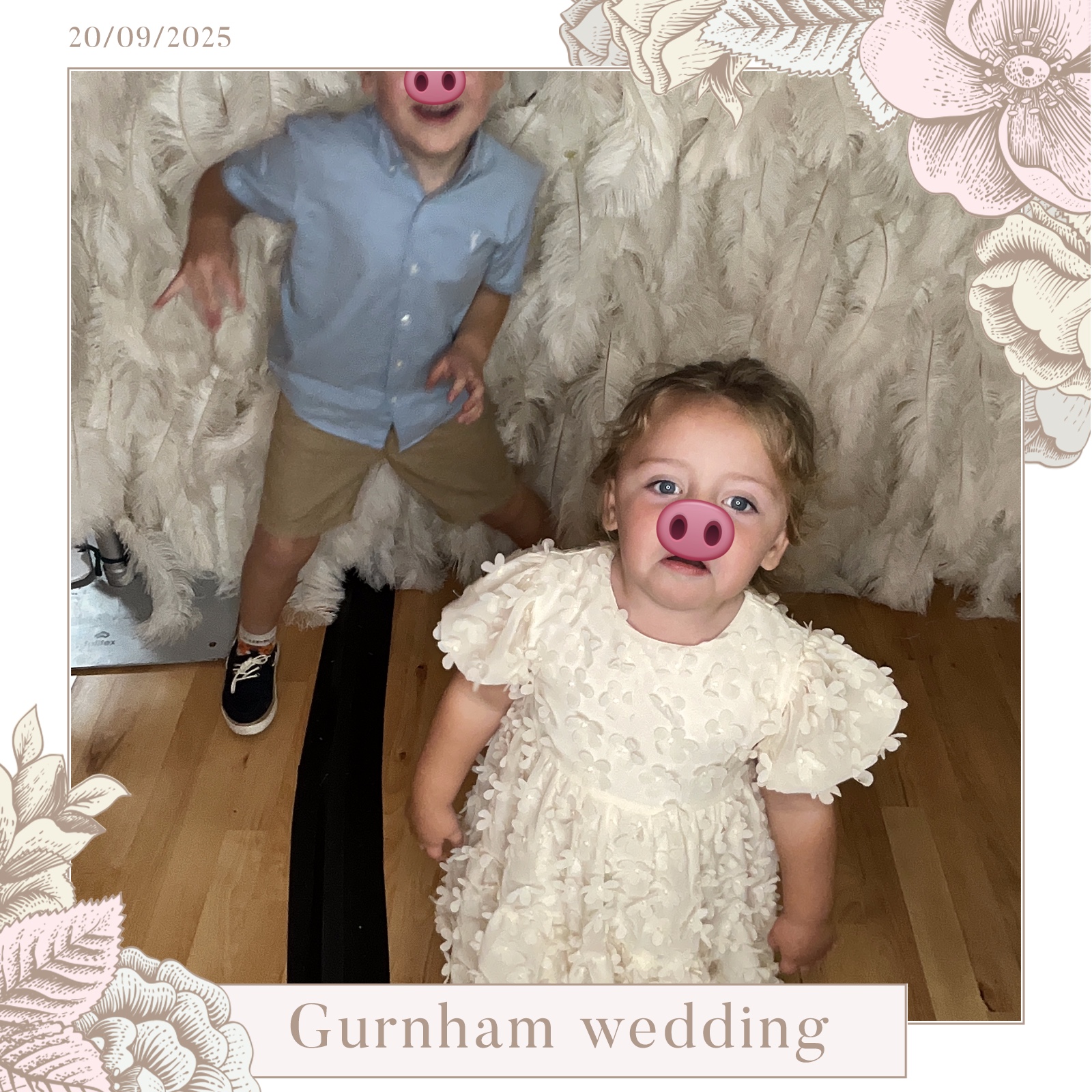 Stevie & Dale's photo booth images  | View more photos from the event at gallery.magicimages.uk/u/MagicImages/Stevie-Dales-photo-booth-images