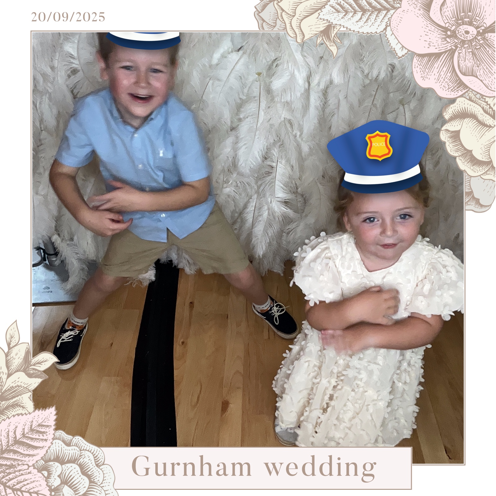 Stevie & Dale's photo booth images  | View more photos from the event at gallery.magicimages.uk/u/MagicImages/Stevie-Dales-photo-booth-images