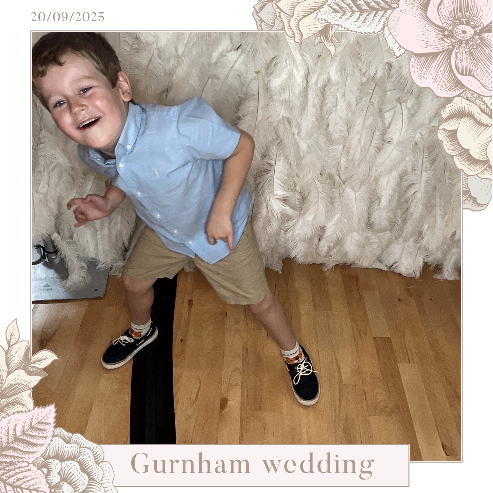 Stevie & Dale's photo booth images  | View more photos from the event at gallery.magicimages.uk/u/MagicImages/Stevie-Dales-photo-booth-images