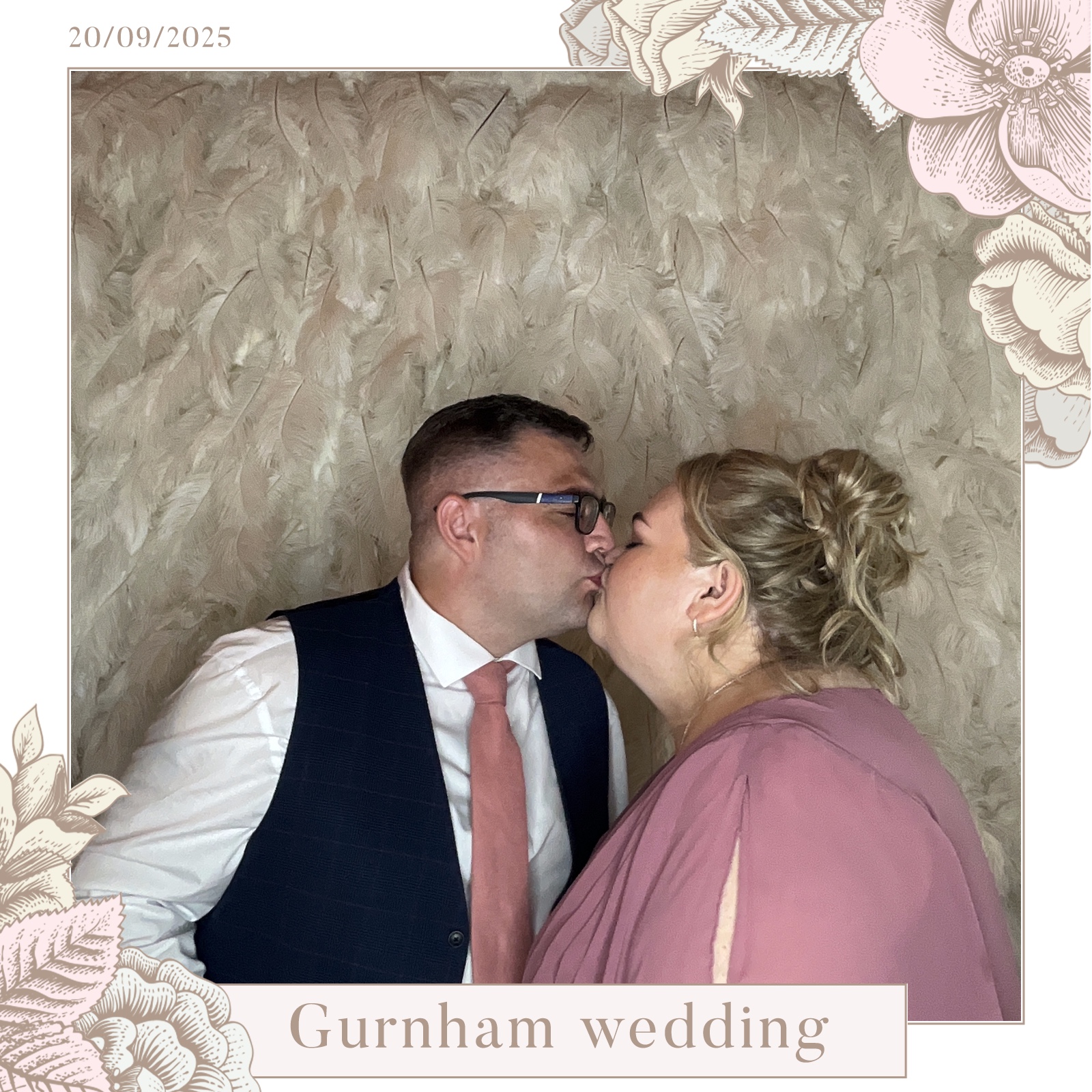 Stevie & Dale's photo booth images  | View more photos from the event at gallery.magicimages.uk/u/MagicImages/Stevie-Dales-photo-booth-images